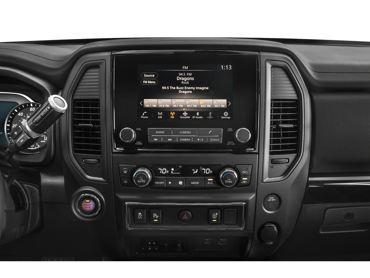 2024 Nissan Titan Crew Cab SV