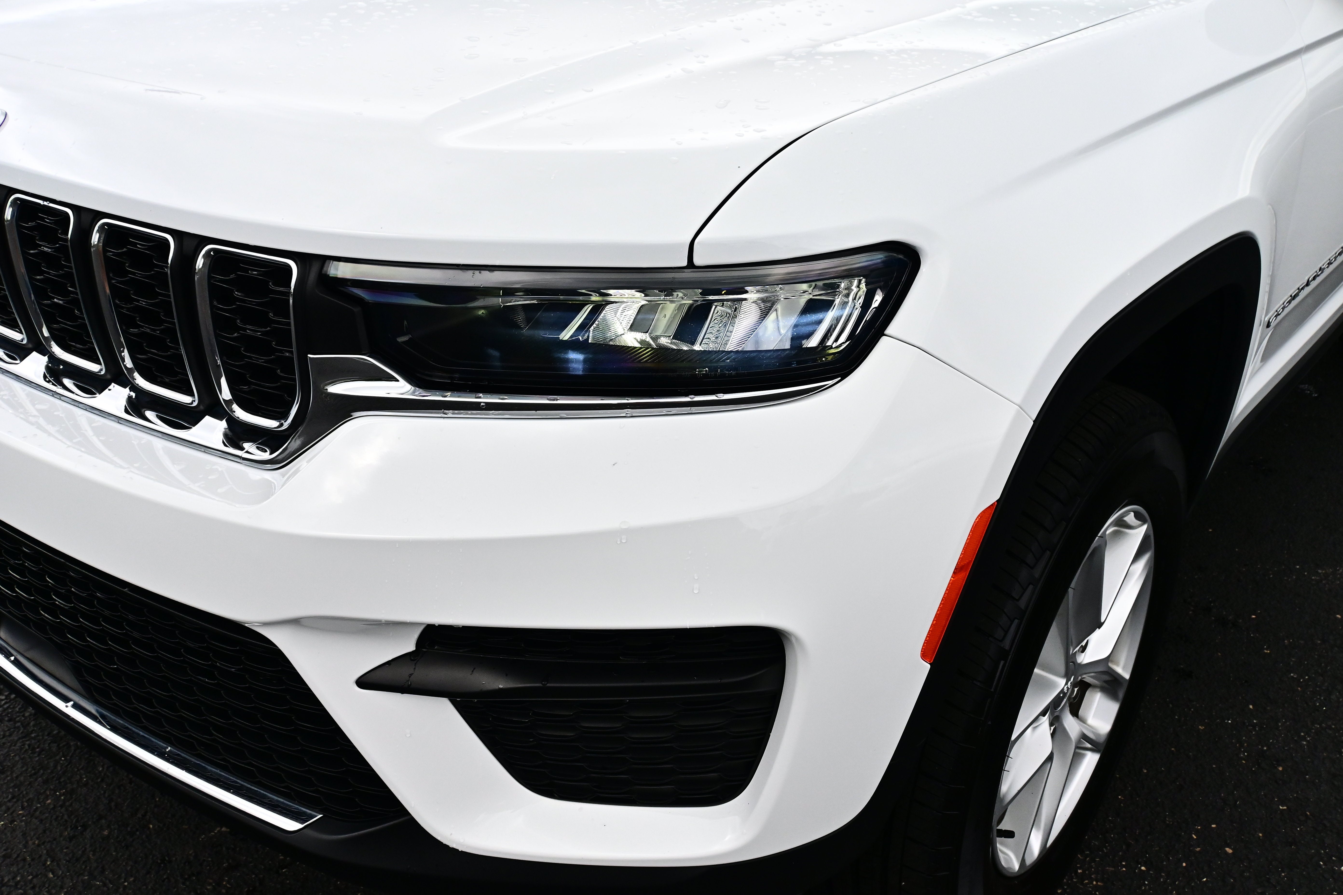 2024 Jeep Grand Cherokee Laredo X