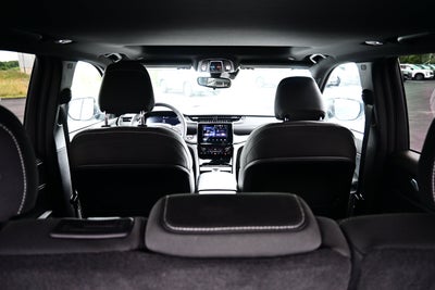 2024 Jeep Grand Cherokee Laredo X