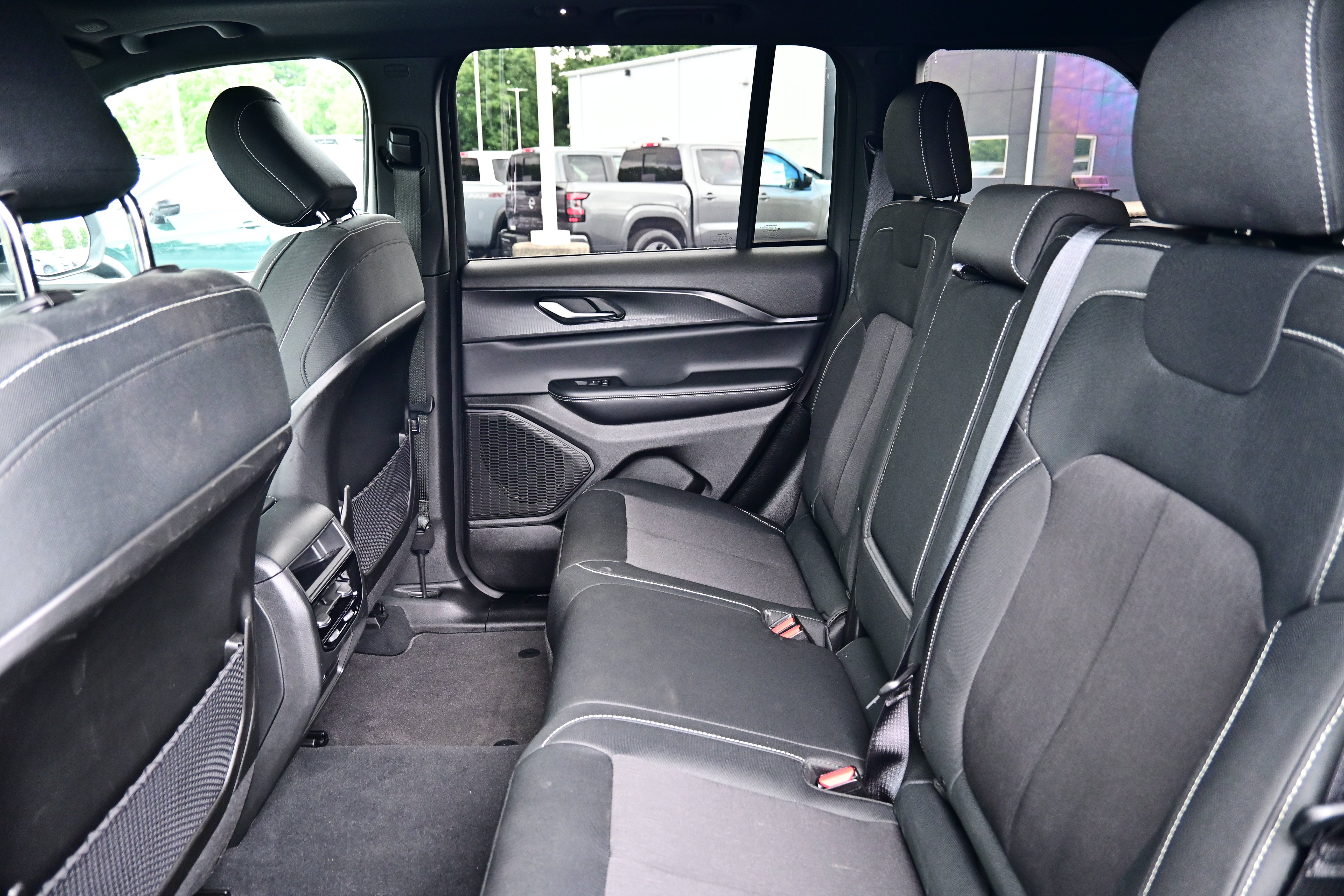 2024 Jeep Grand Cherokee Laredo X