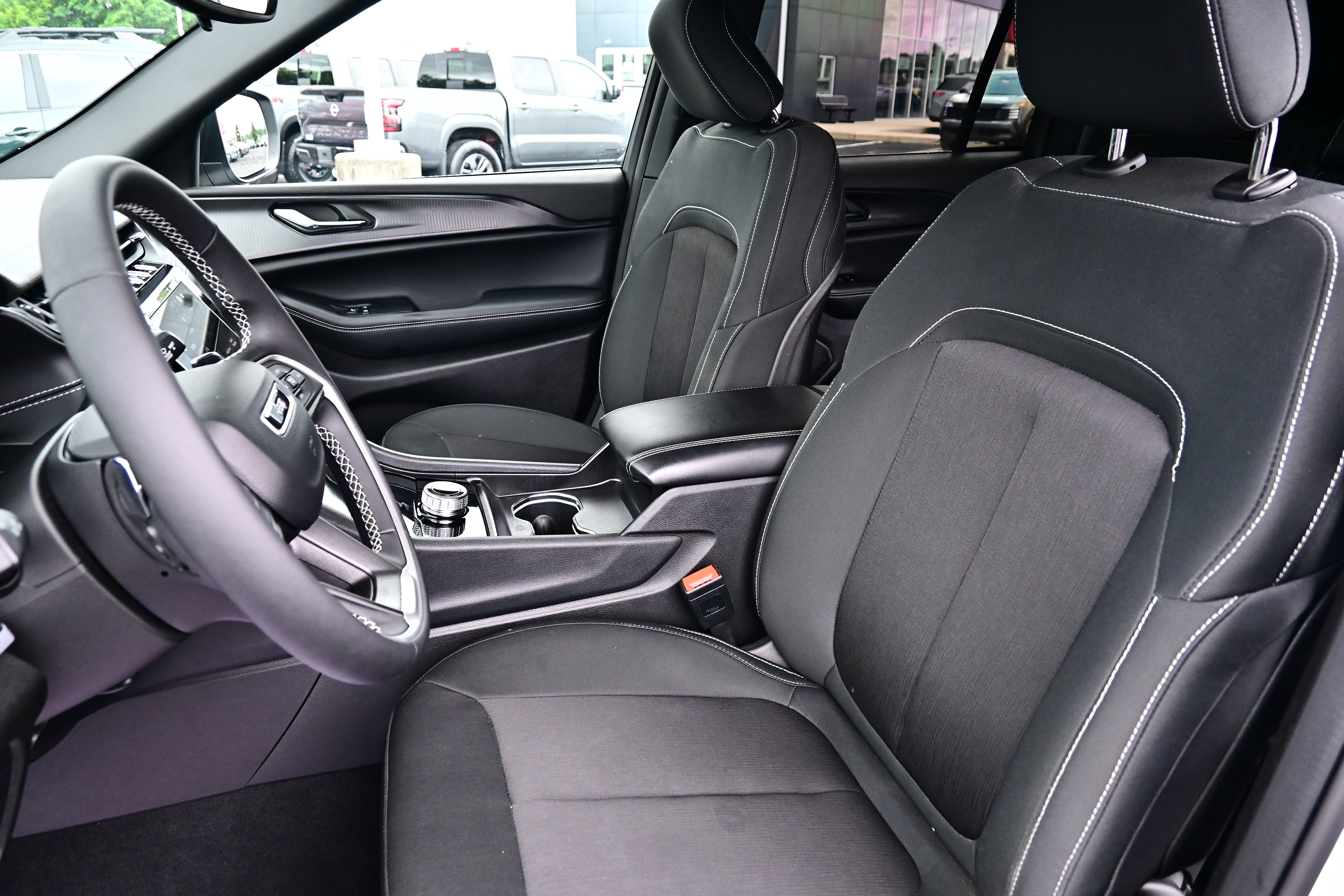 2024 Jeep Grand Cherokee Laredo X