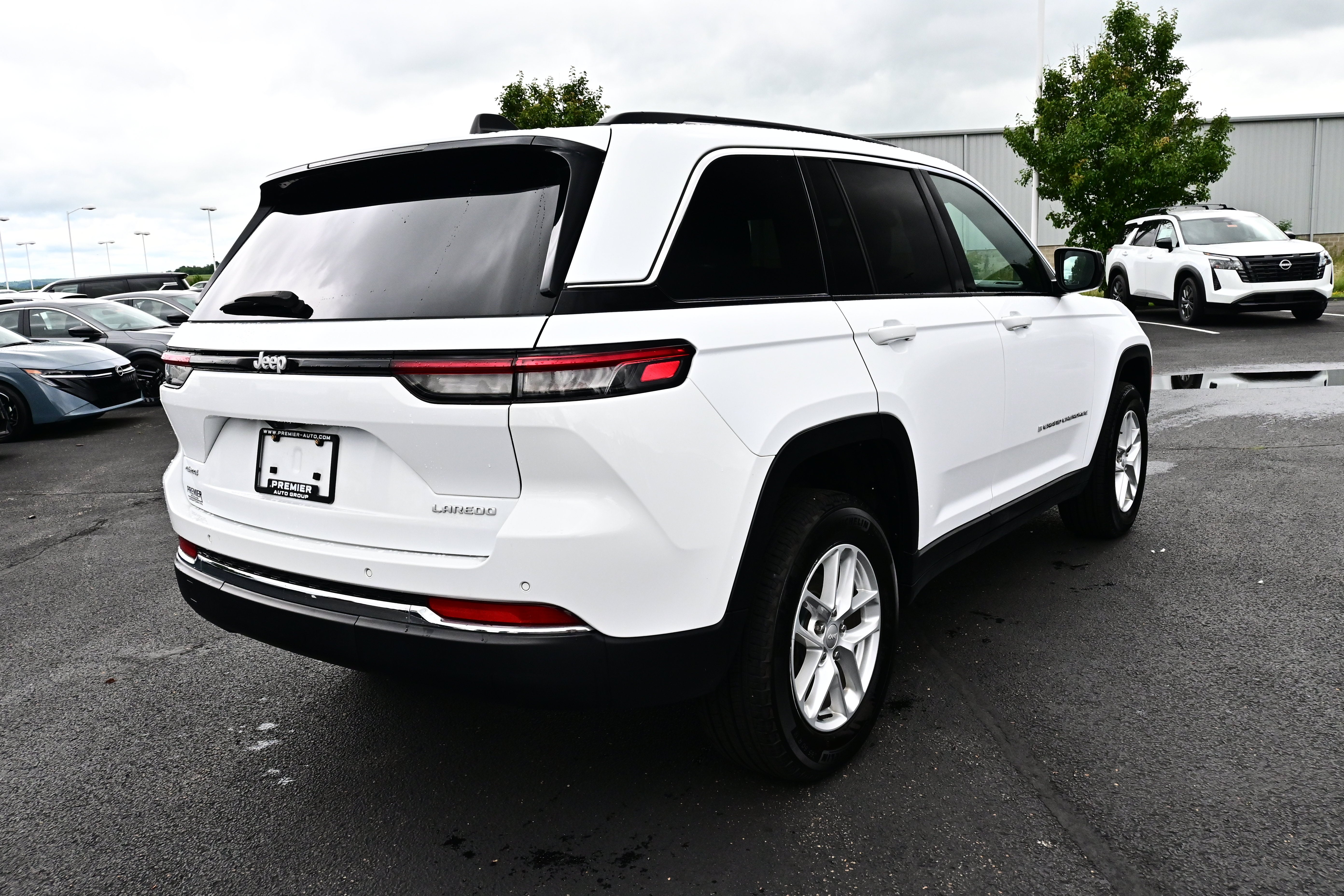 2024 Jeep Grand Cherokee Laredo X