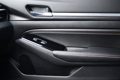 2023 Nissan Altima SR