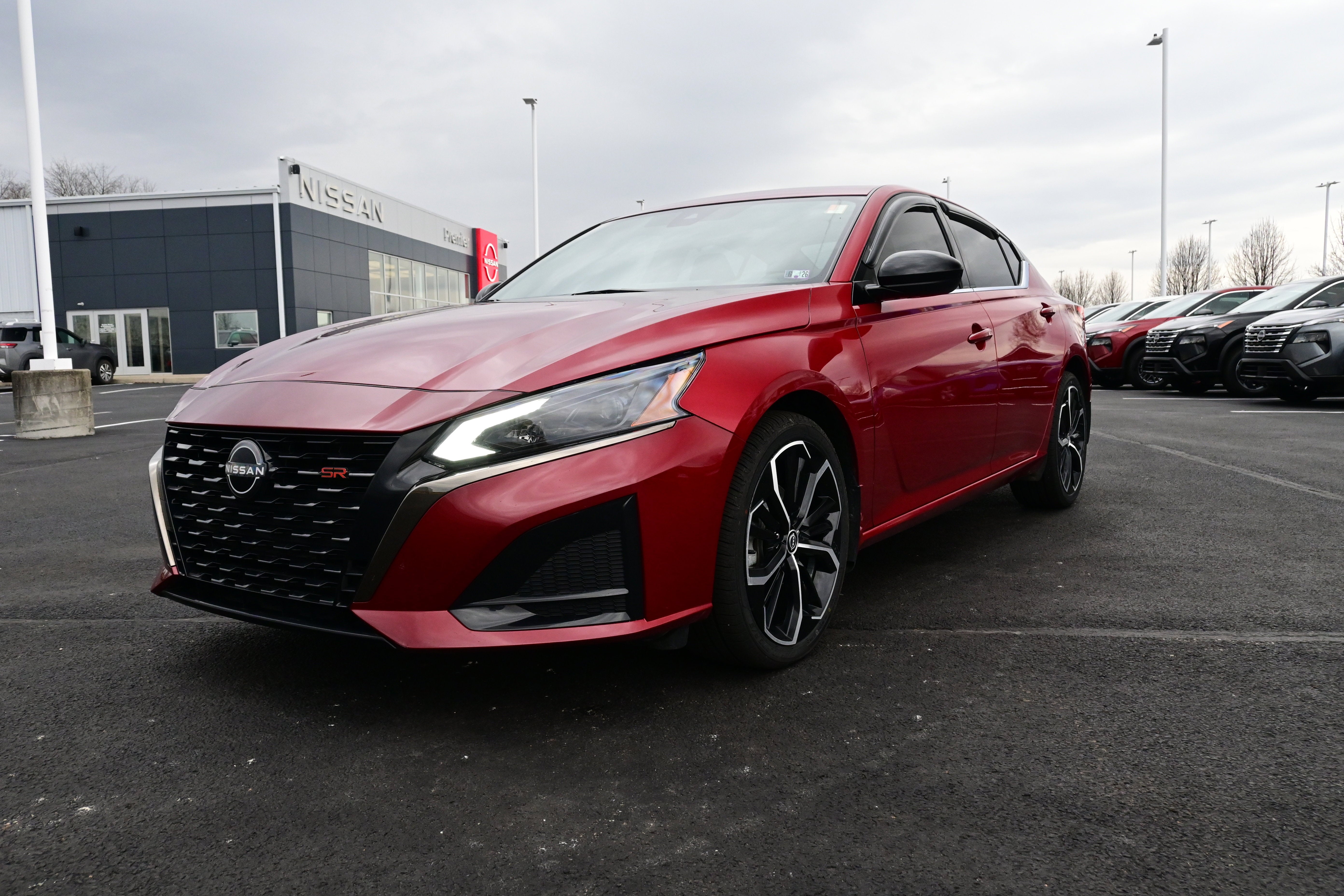 2023 Nissan Altima SR