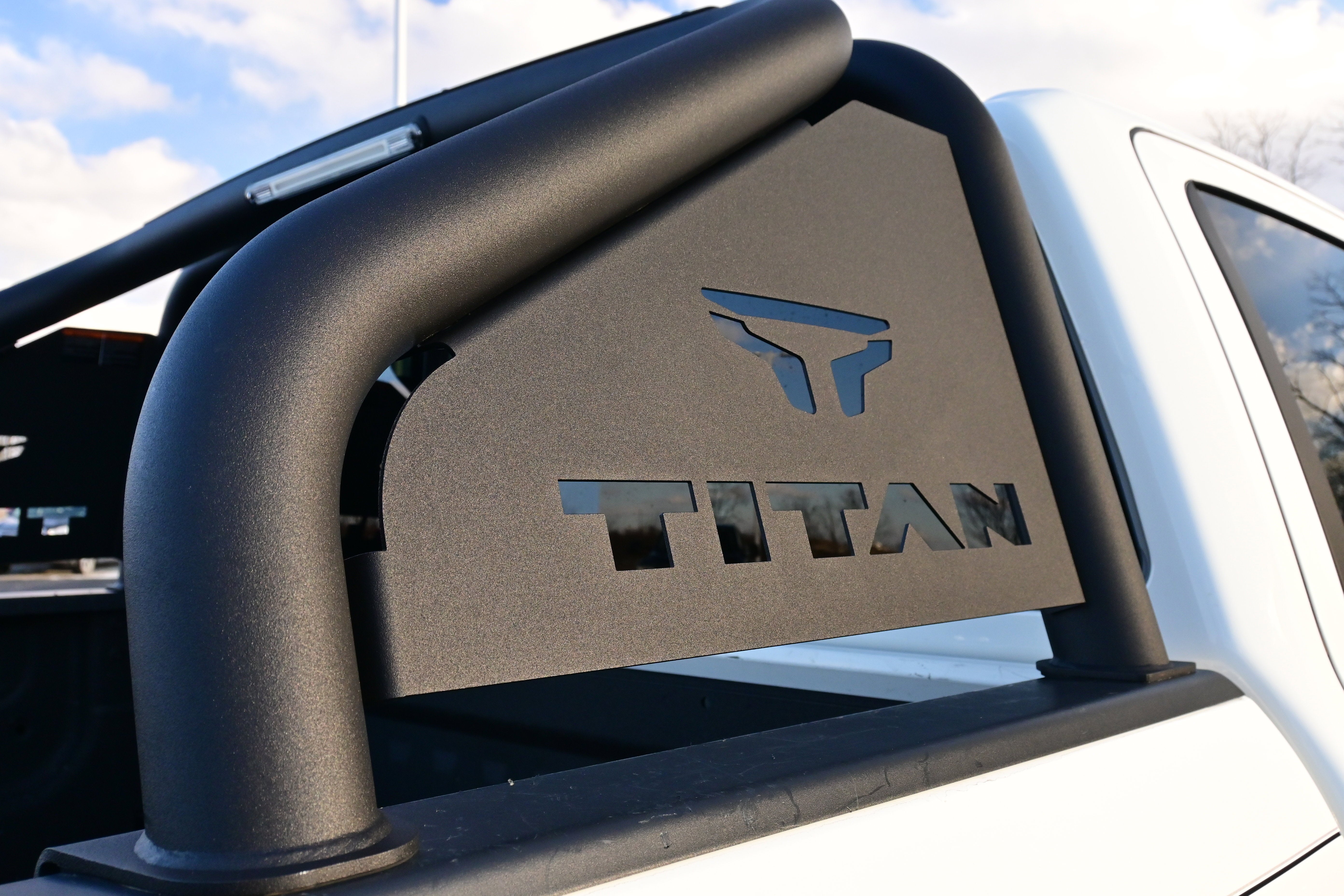 2022 Nissan Titan Crew Cab S