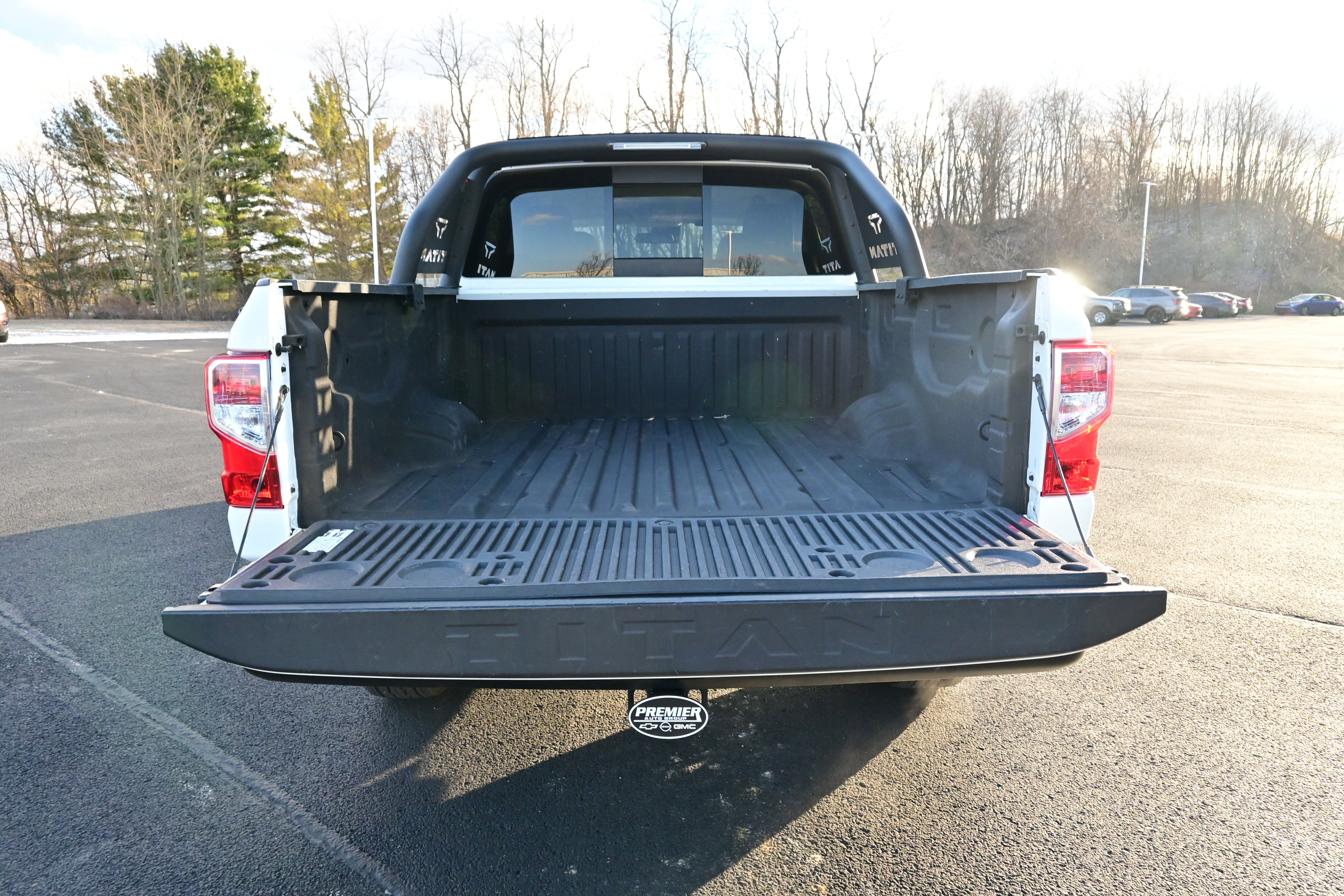 2022 Nissan Titan Crew Cab S