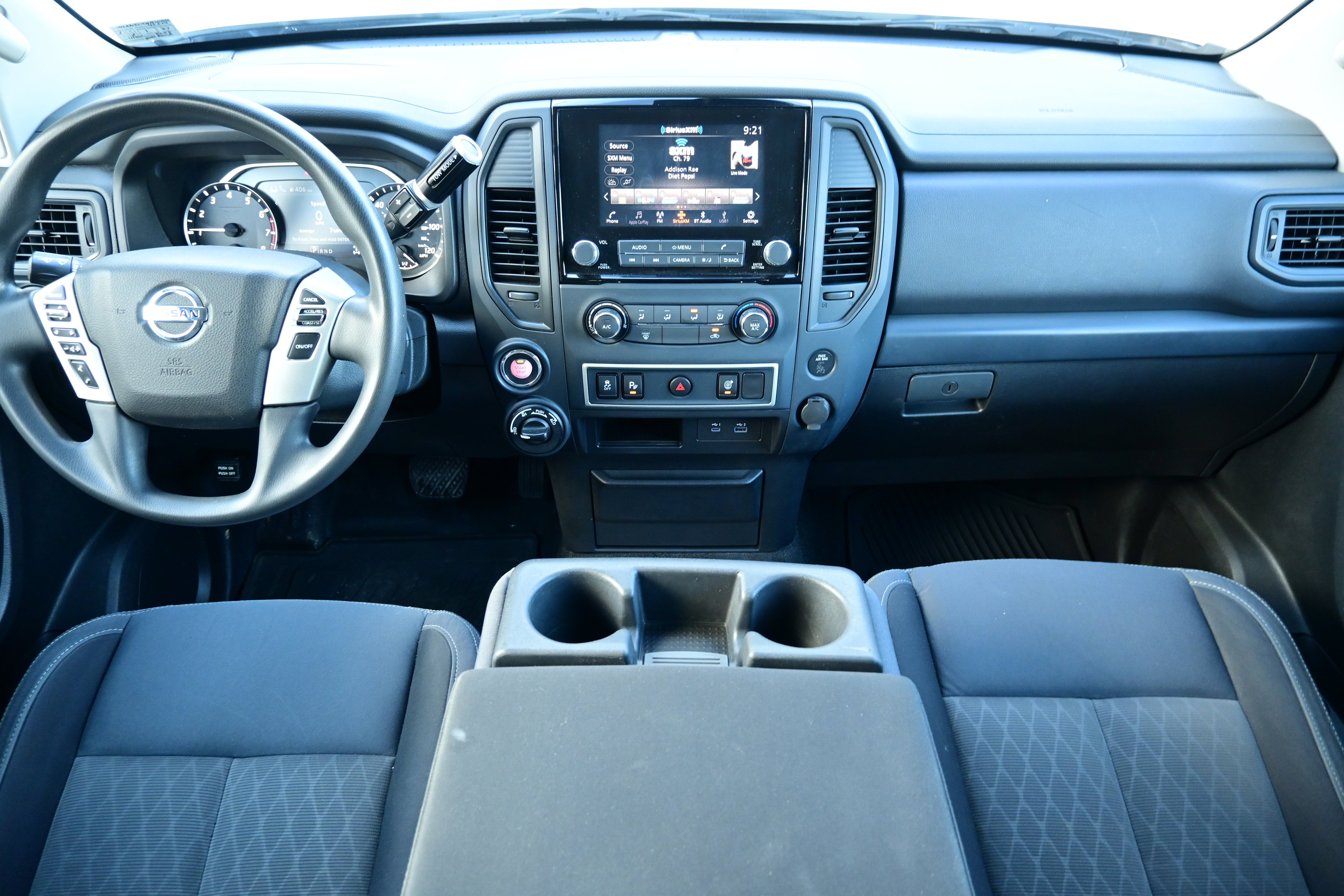 2022 Nissan Titan Crew Cab S