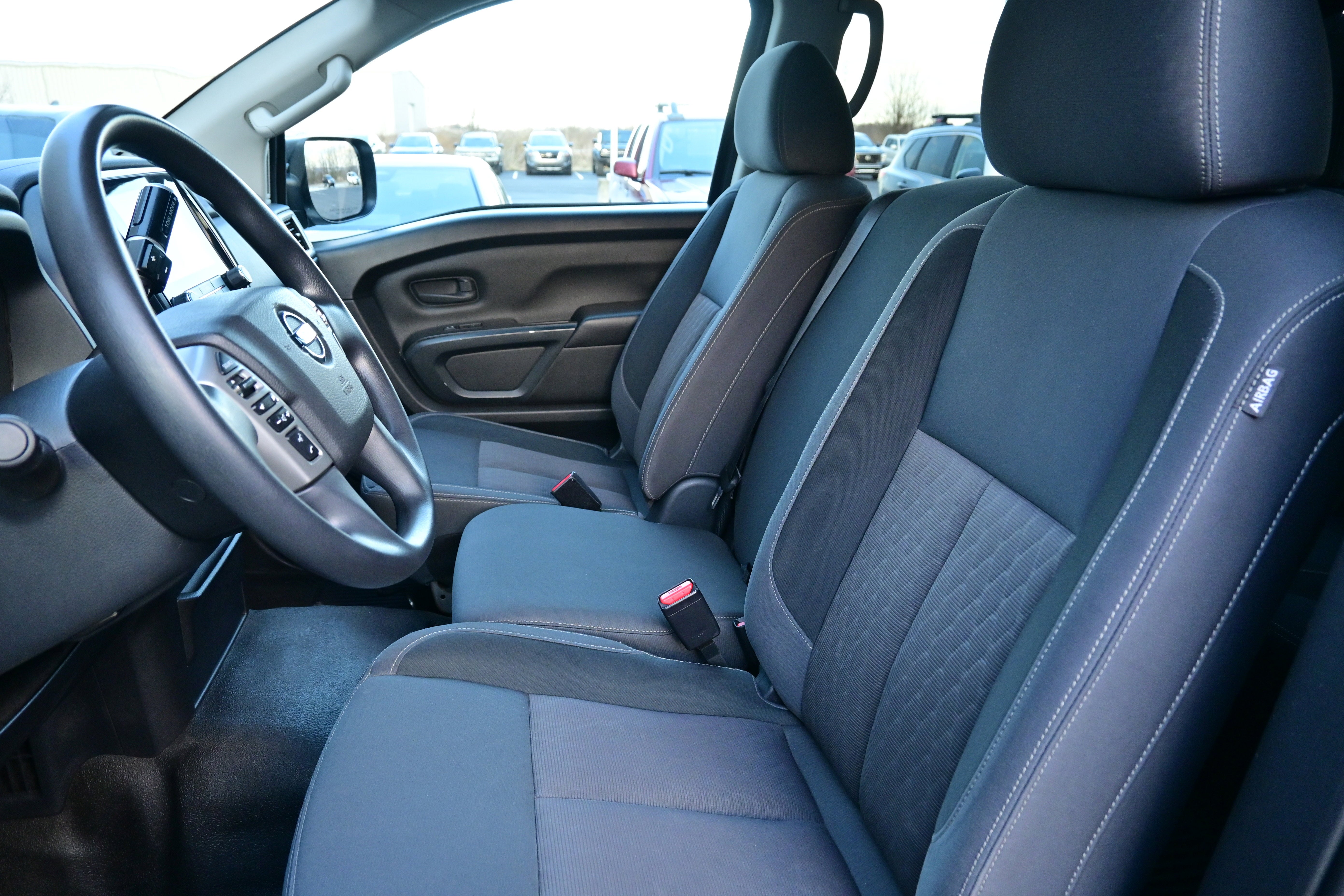 2022 Nissan Titan Crew Cab S