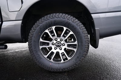 2024 Nissan Titan Crew Cab SV