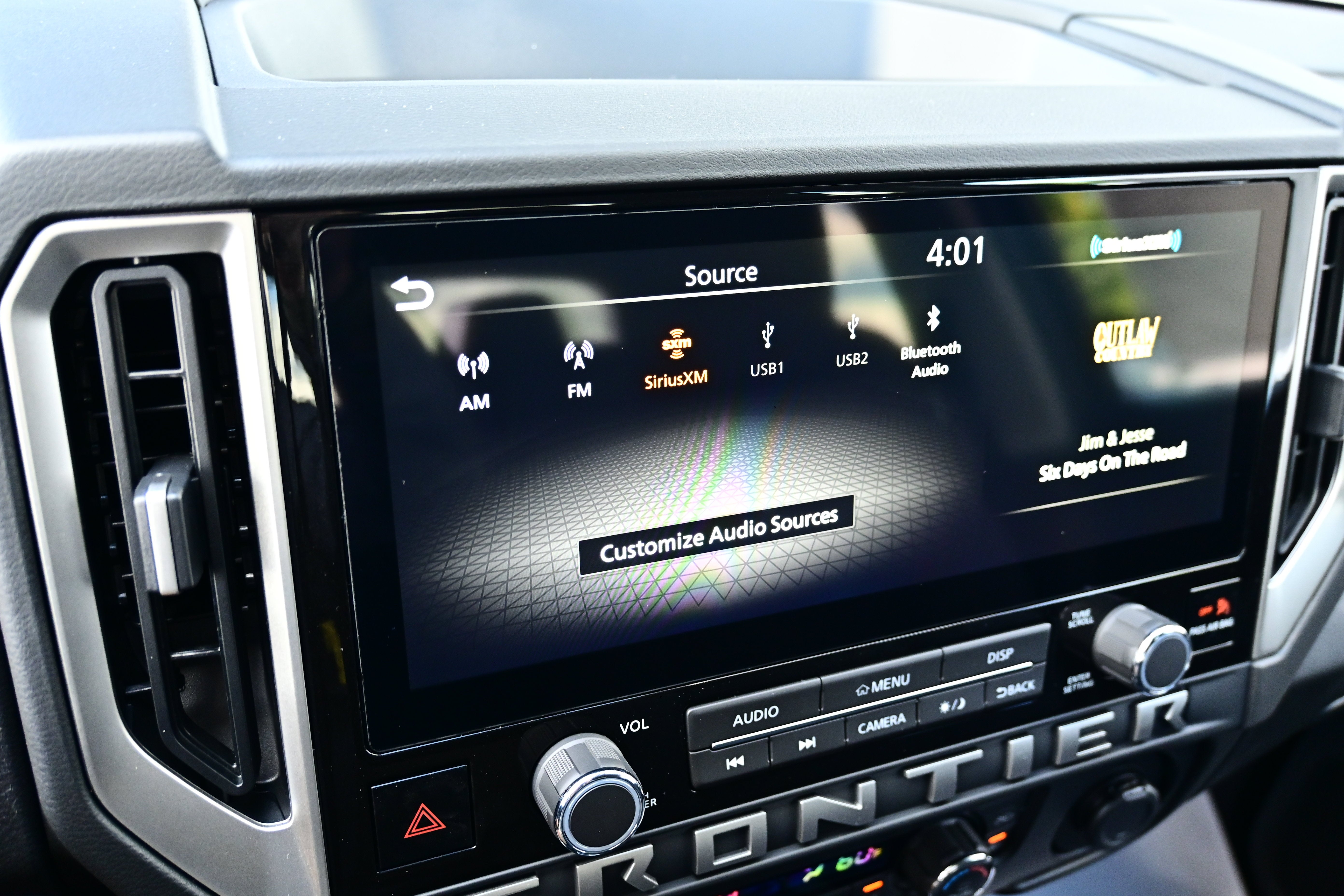 2026 Nissan Frontier Crew Cab SV