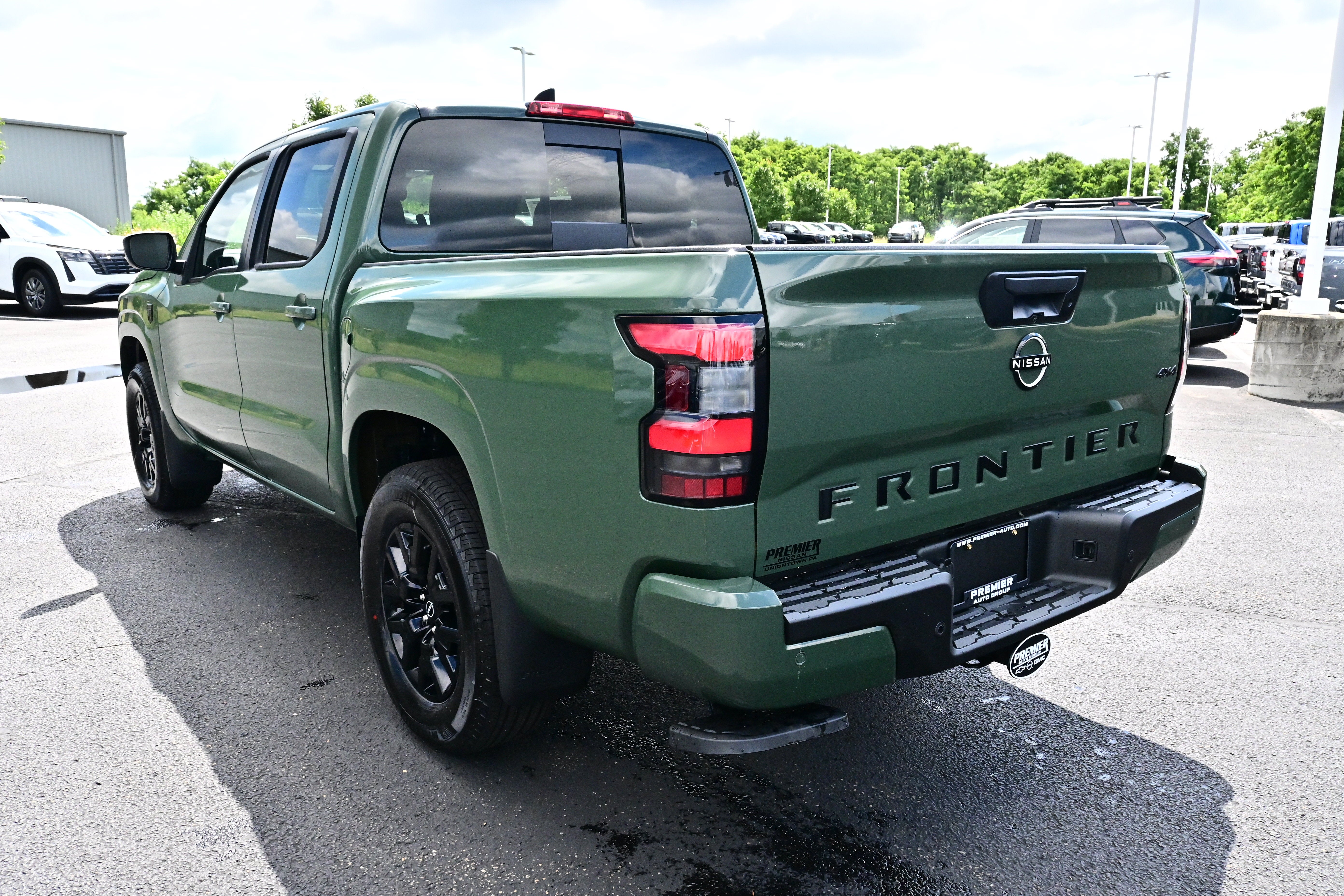 2026 Nissan Frontier Crew Cab SV