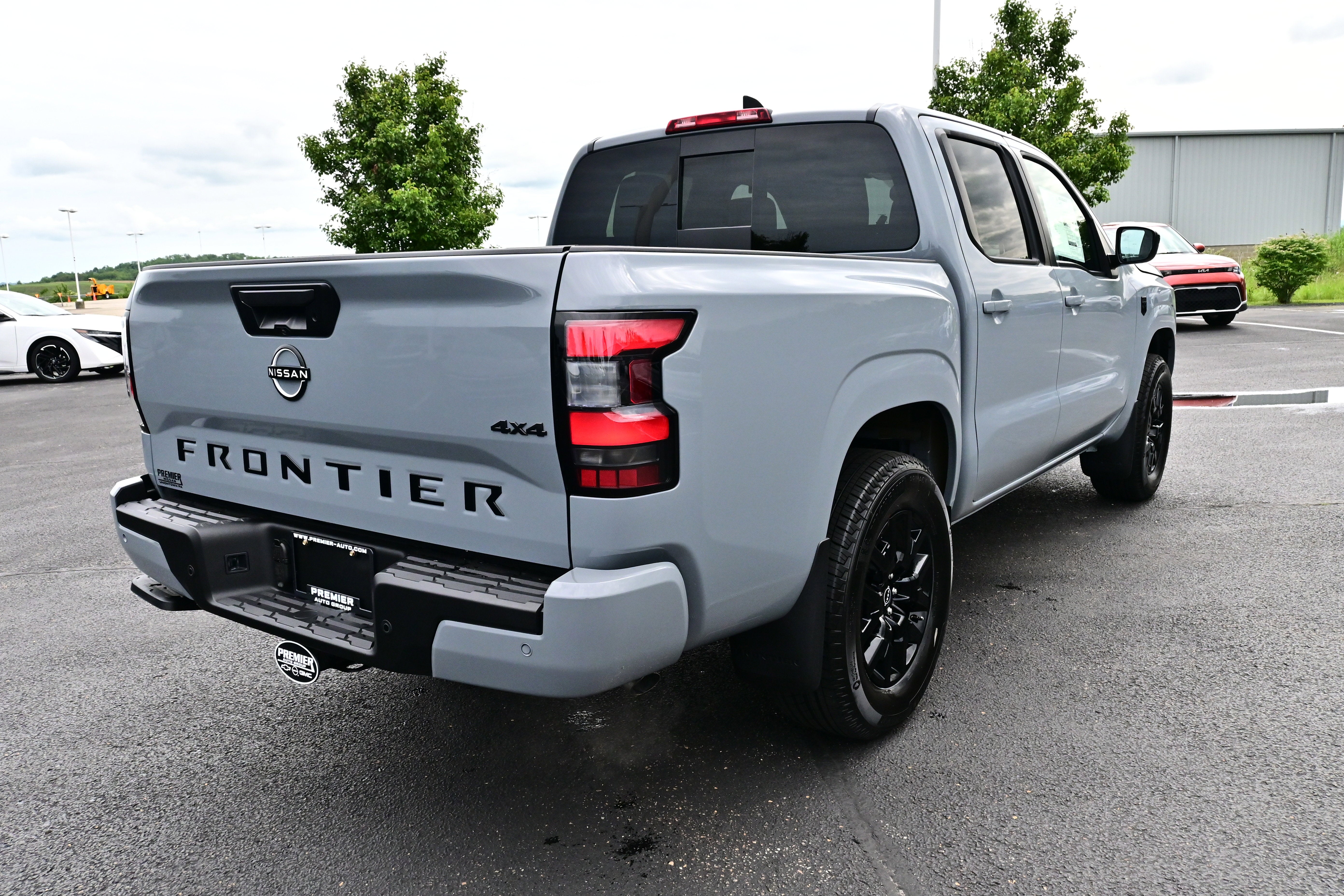 2026 Nissan Frontier Crew Cab SV
