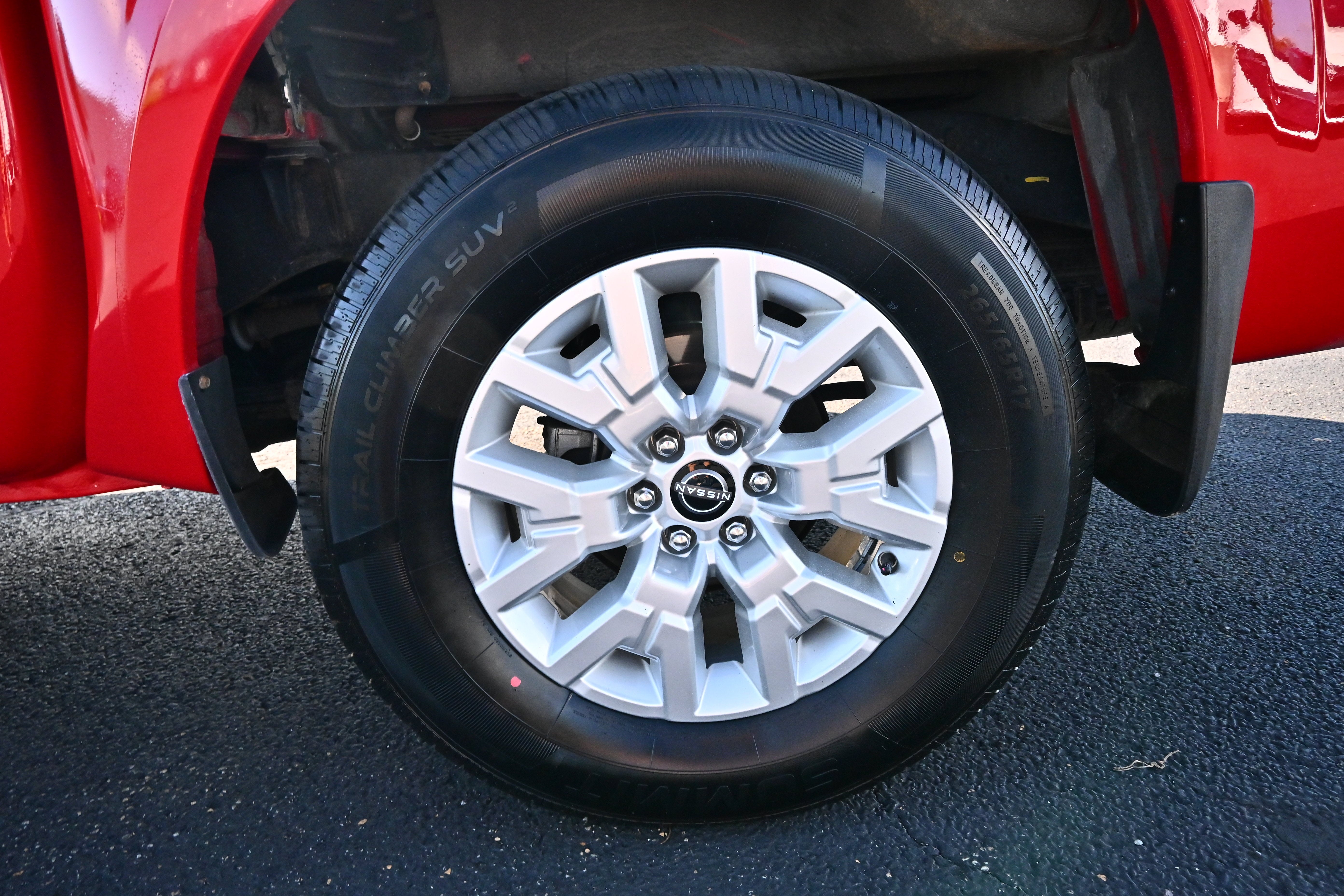 2023 Nissan Frontier Crew Cab SV