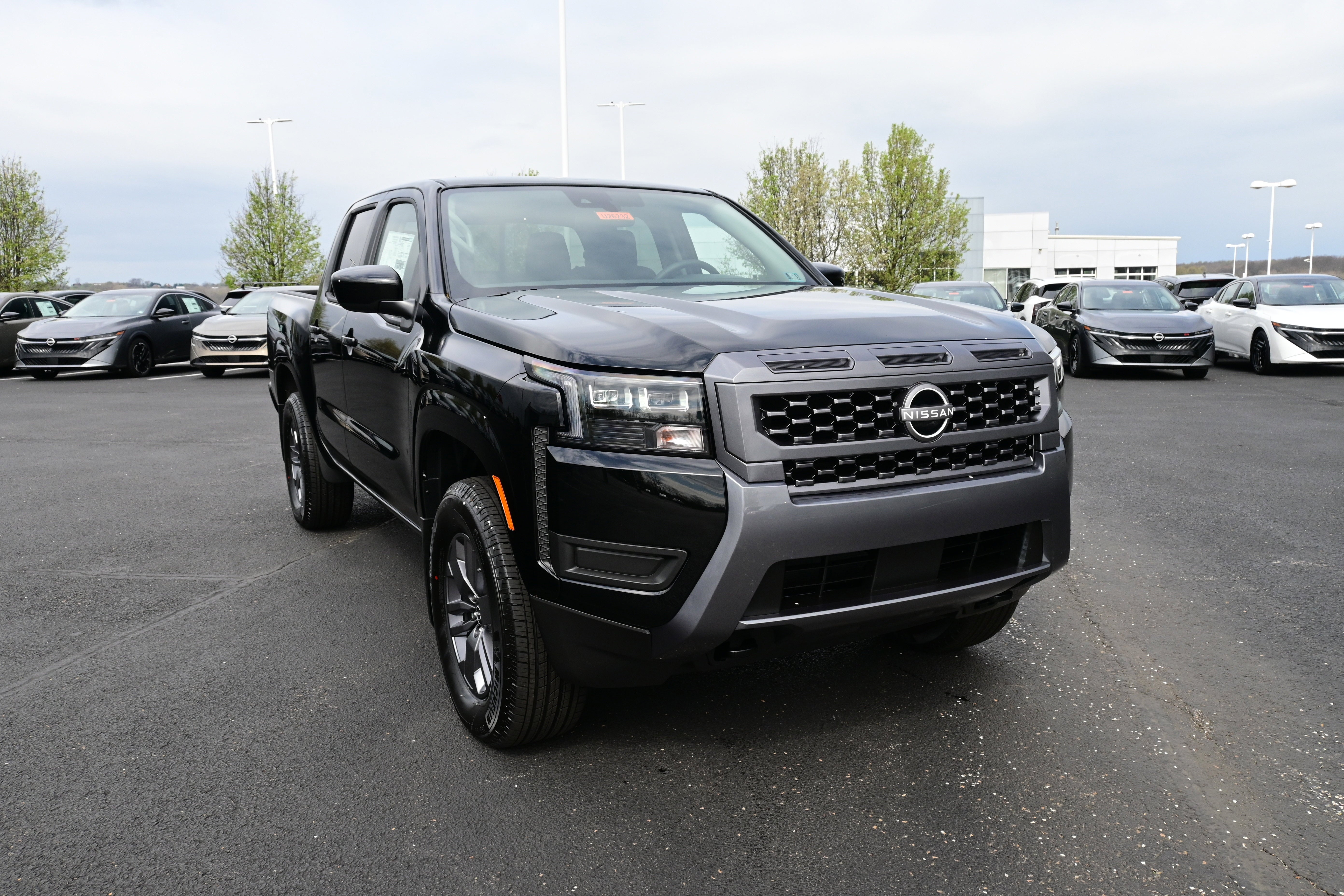 2026 Nissan Frontier Crew Cab SV
