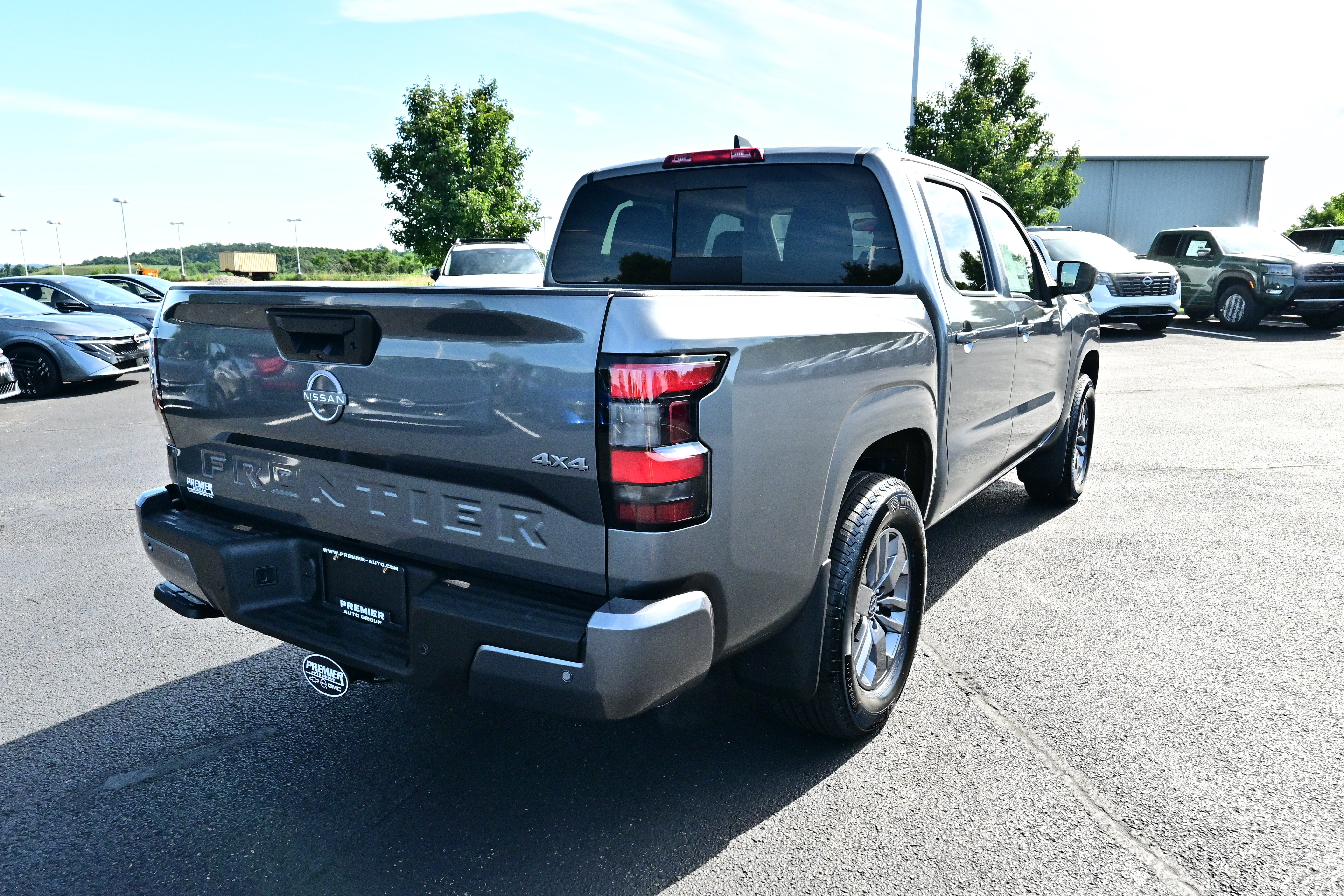2026 Nissan Frontier Crew Cab SV