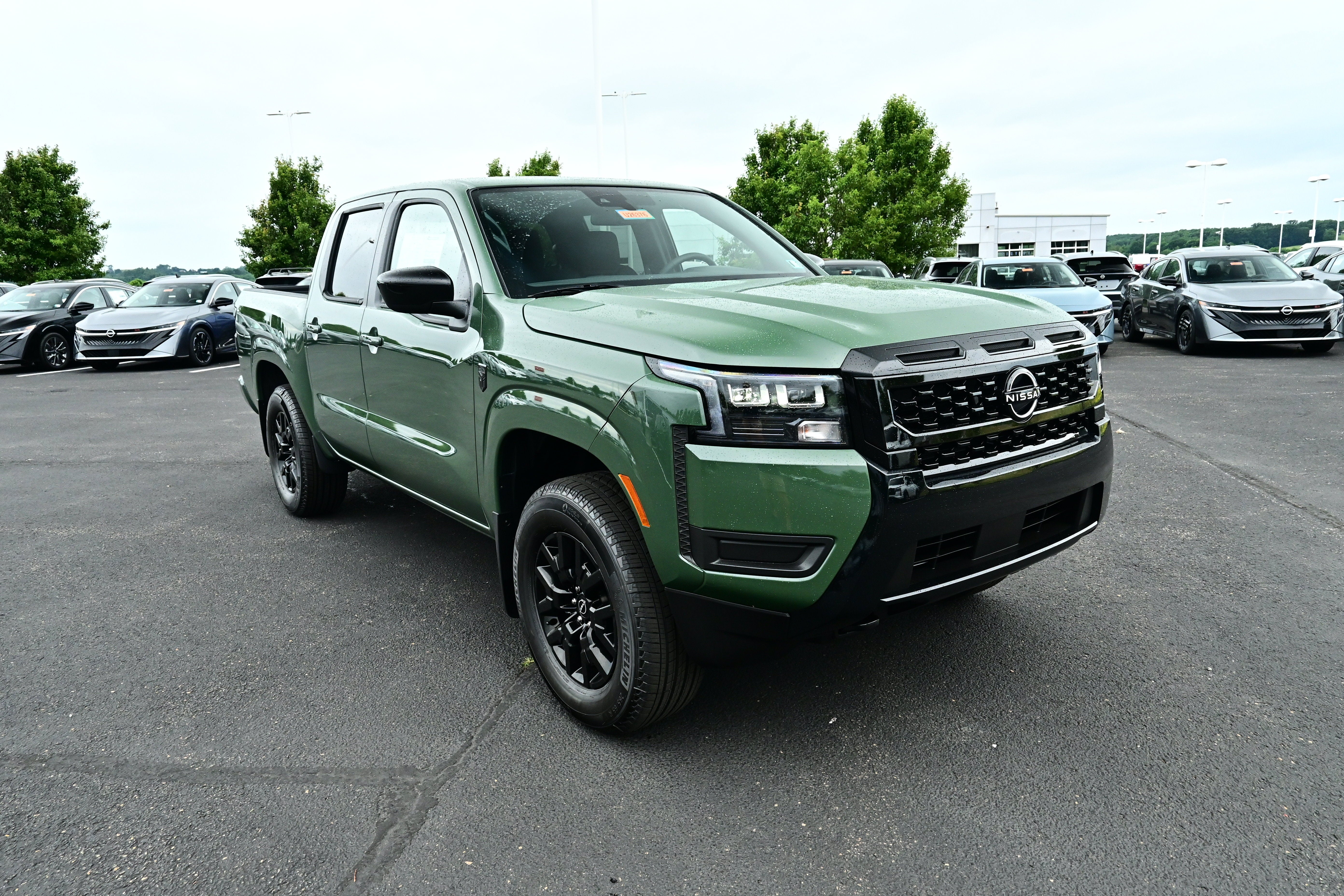 2026 Nissan Frontier Crew Cab SV