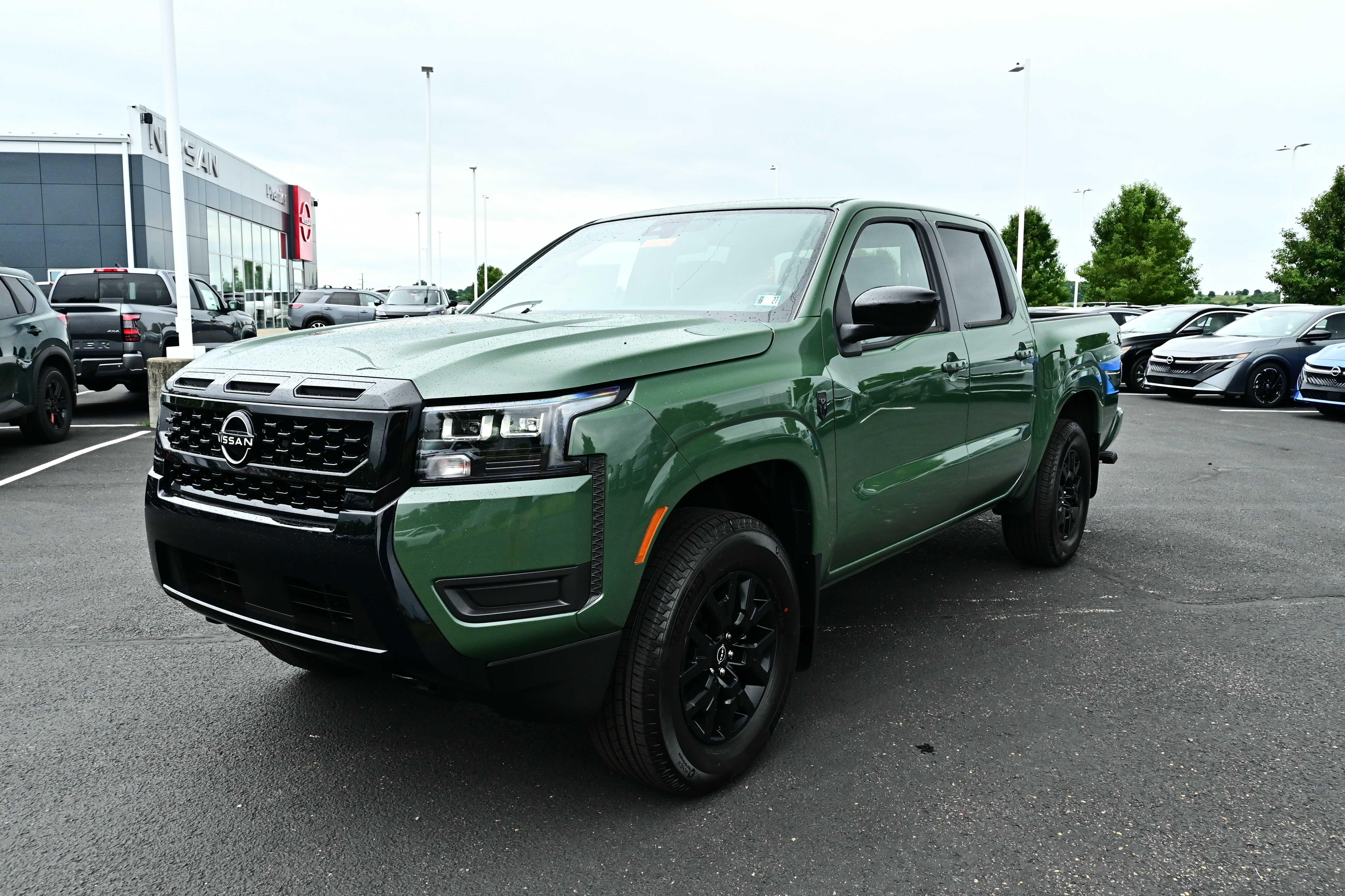 2026 Nissan Frontier Crew Cab SV