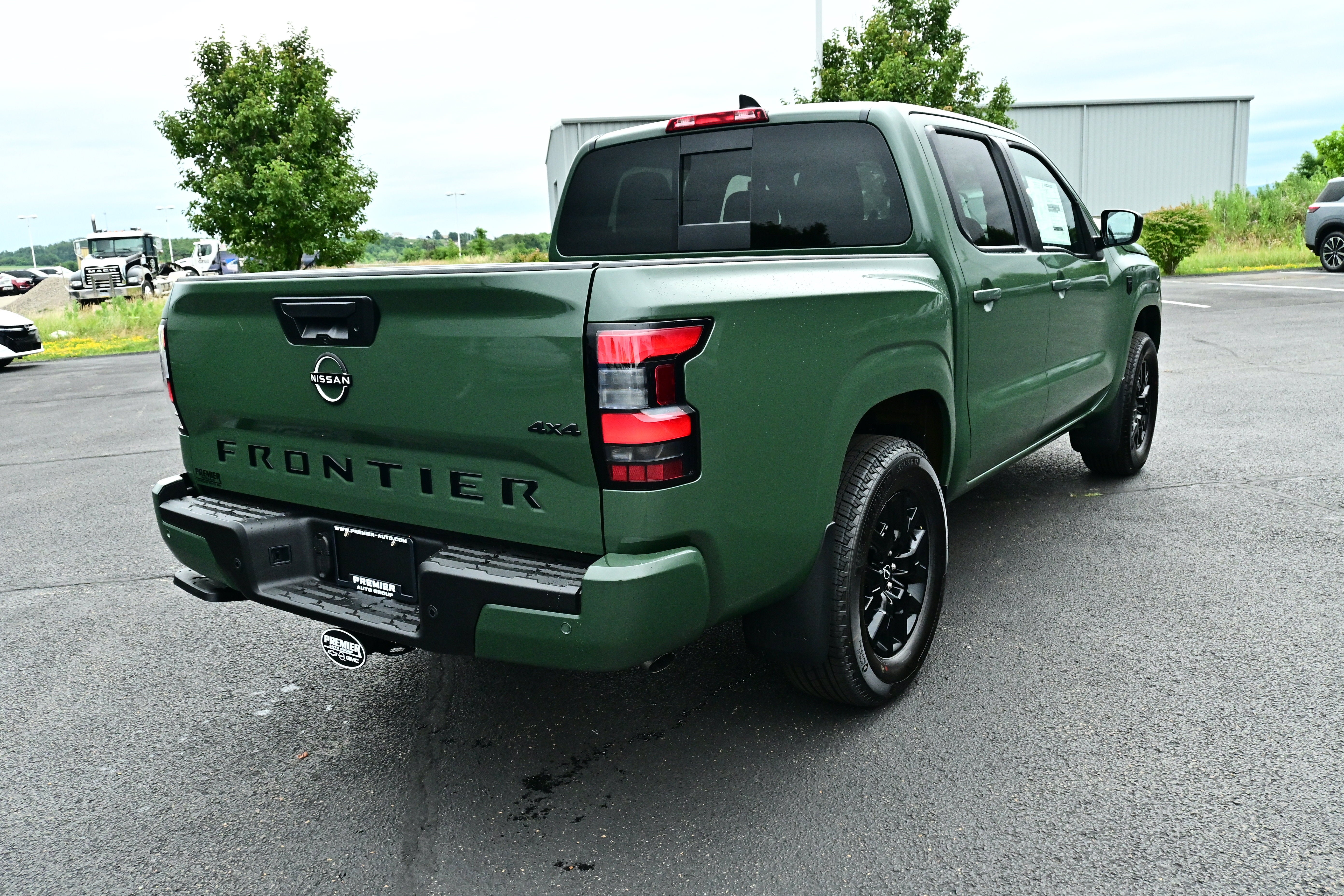 2026 Nissan Frontier Crew Cab SV