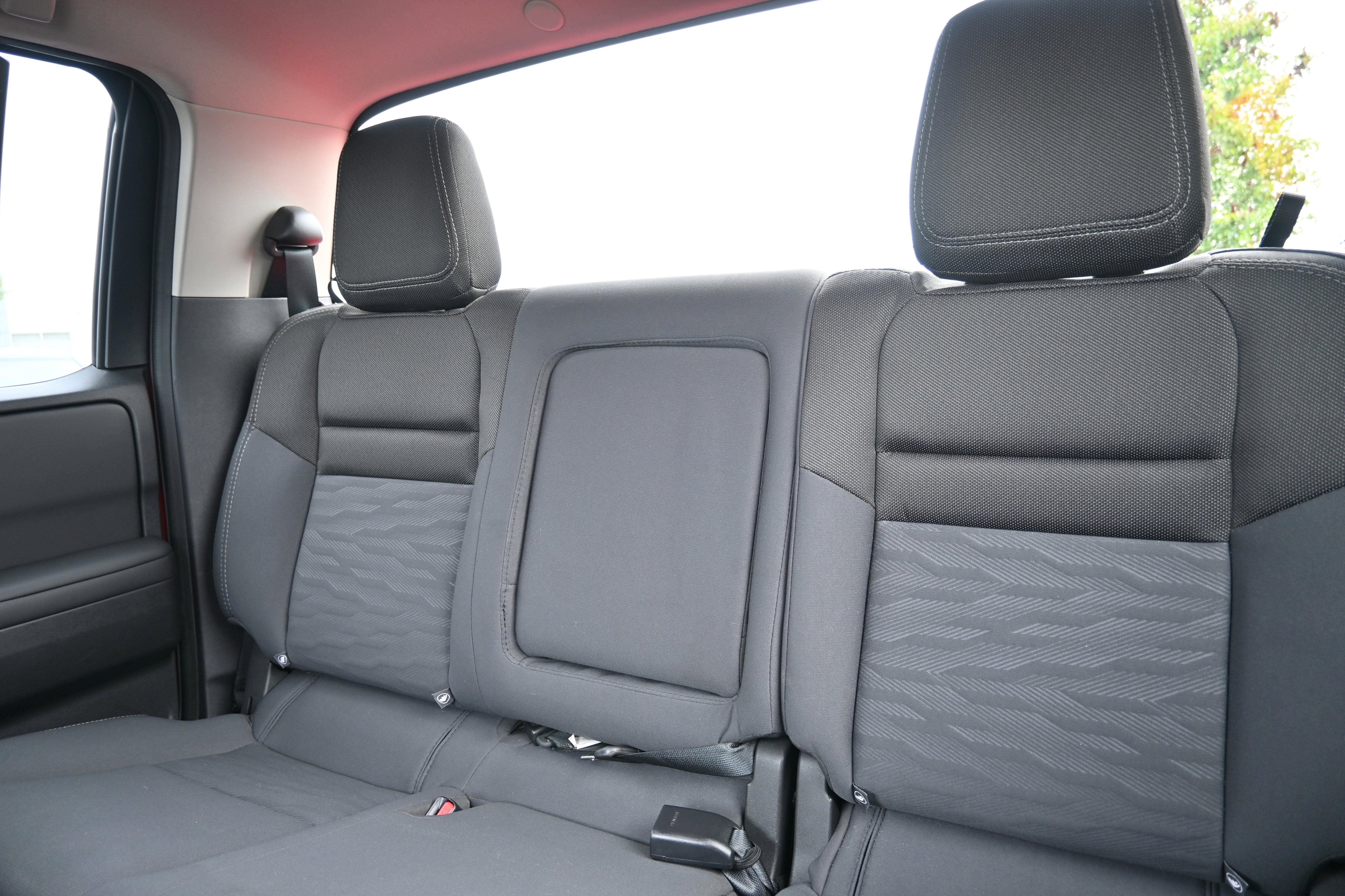 2024 Nissan Frontier Crew Cab SV