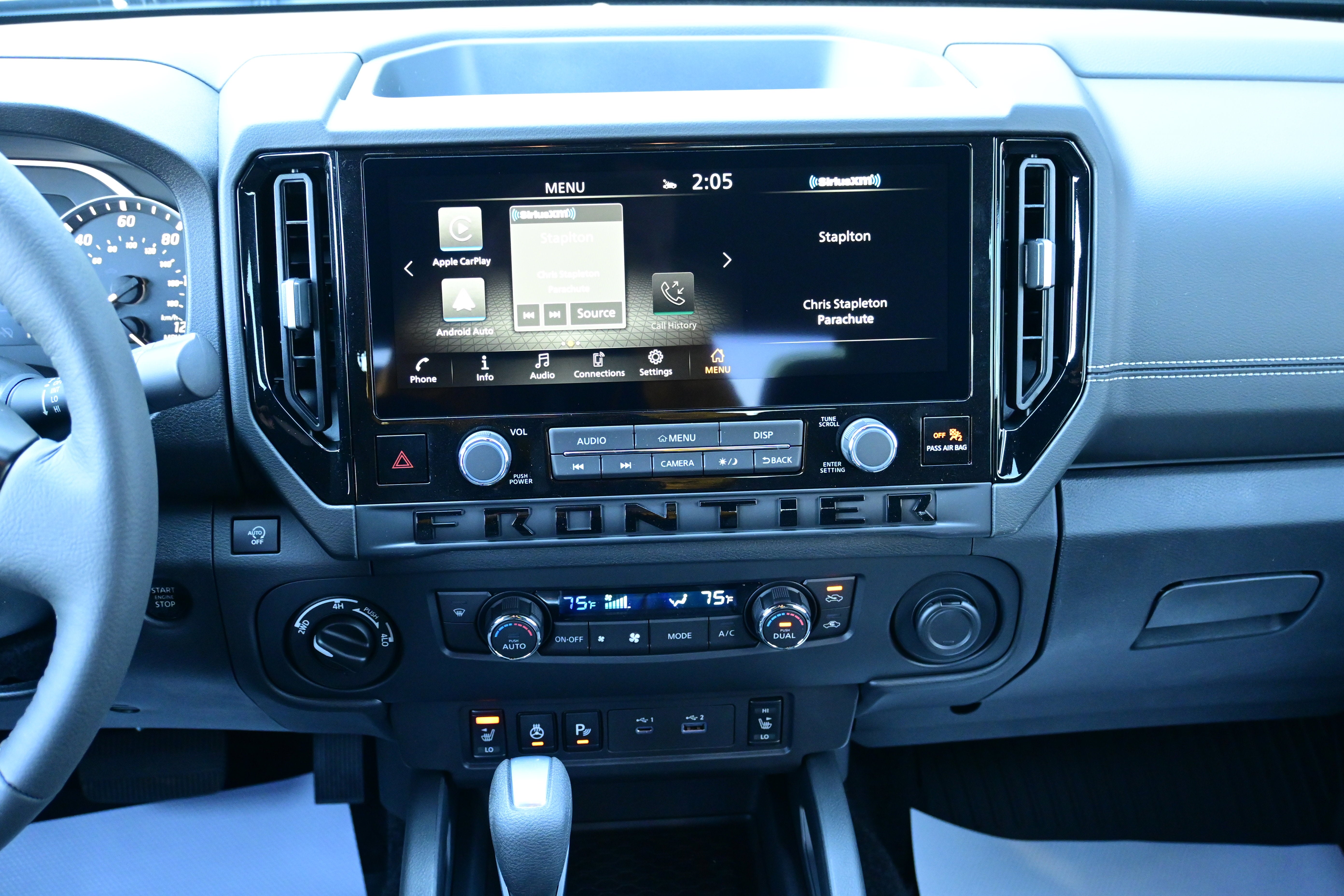 2026 Nissan Frontier Crew Cab SV