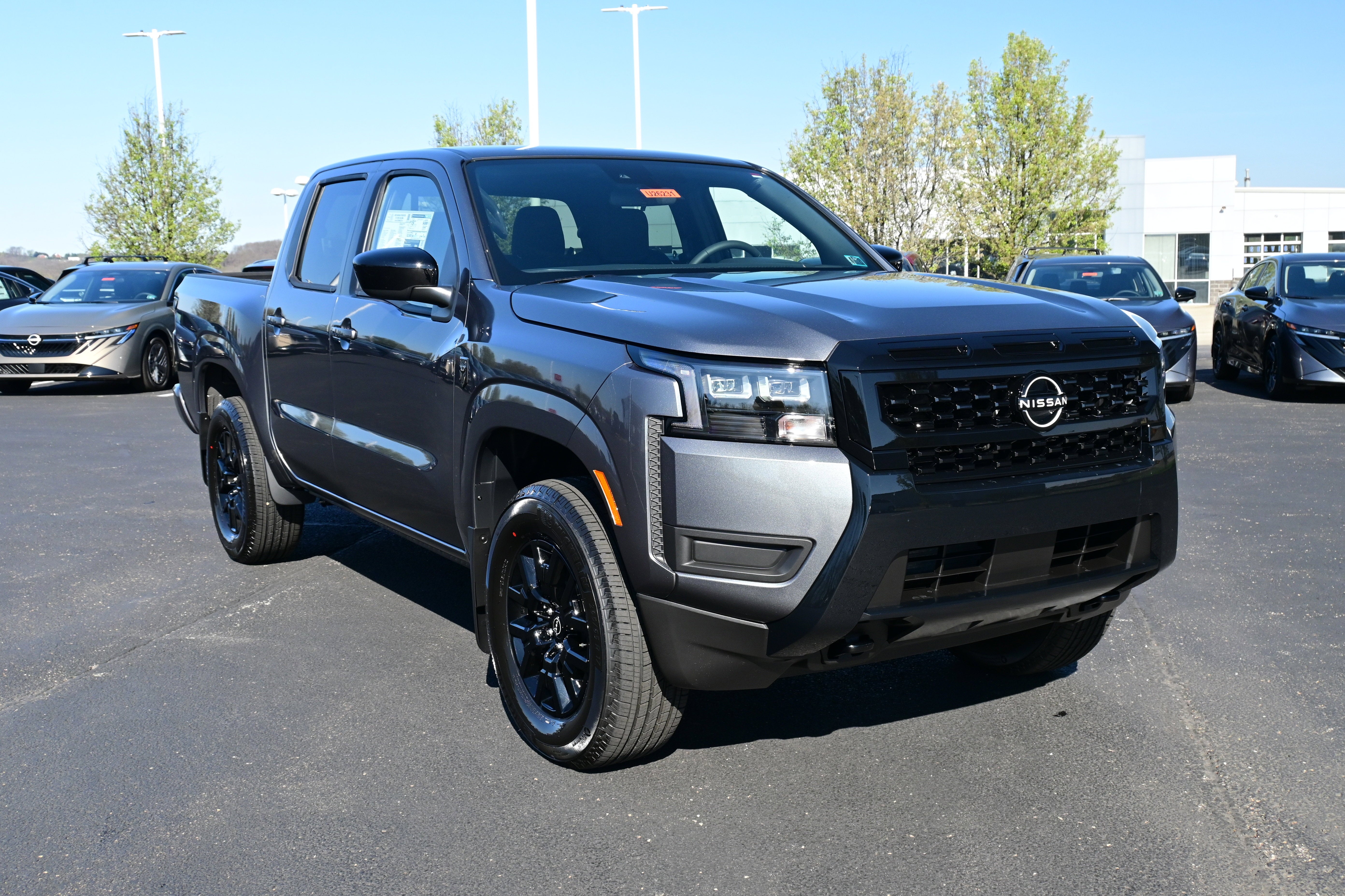 2026 Nissan Frontier Crew Cab SV