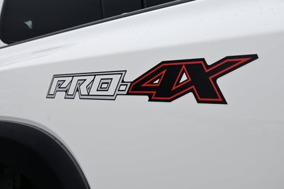 2022 Nissan Frontier Crew Cab PRO-4X®