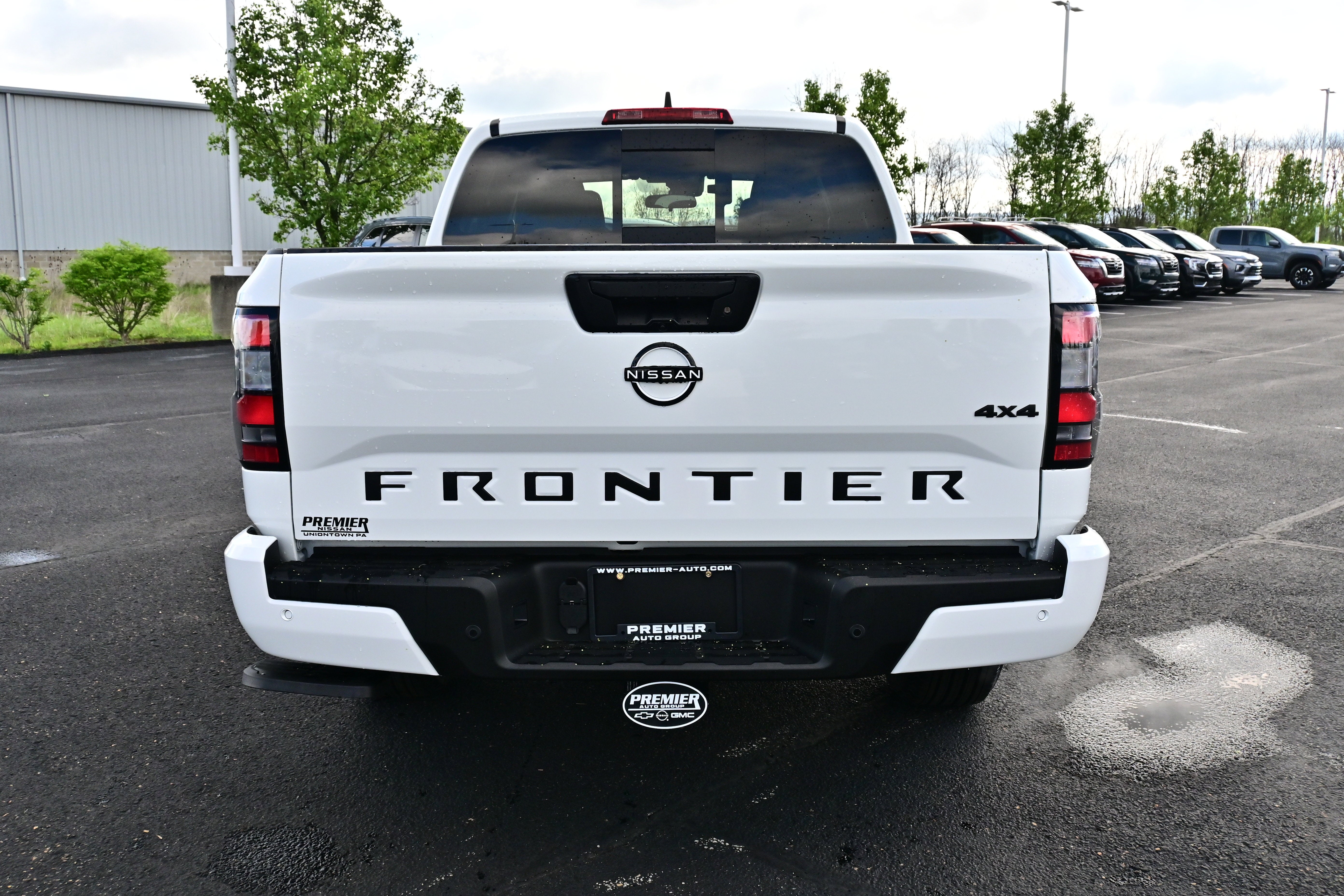2026 Nissan Frontier Crew Cab SV