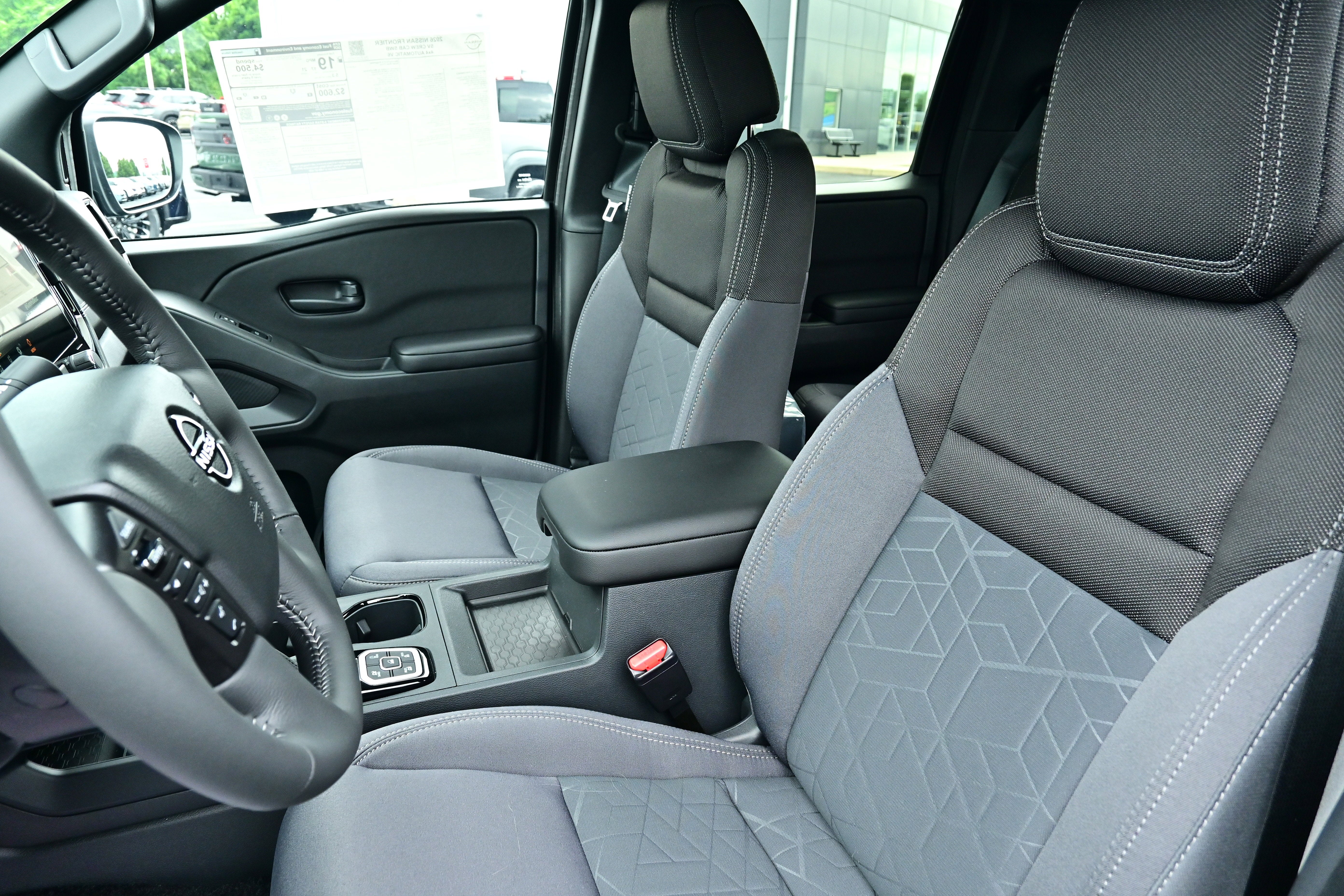 2026 Nissan Frontier Crew Cab SV