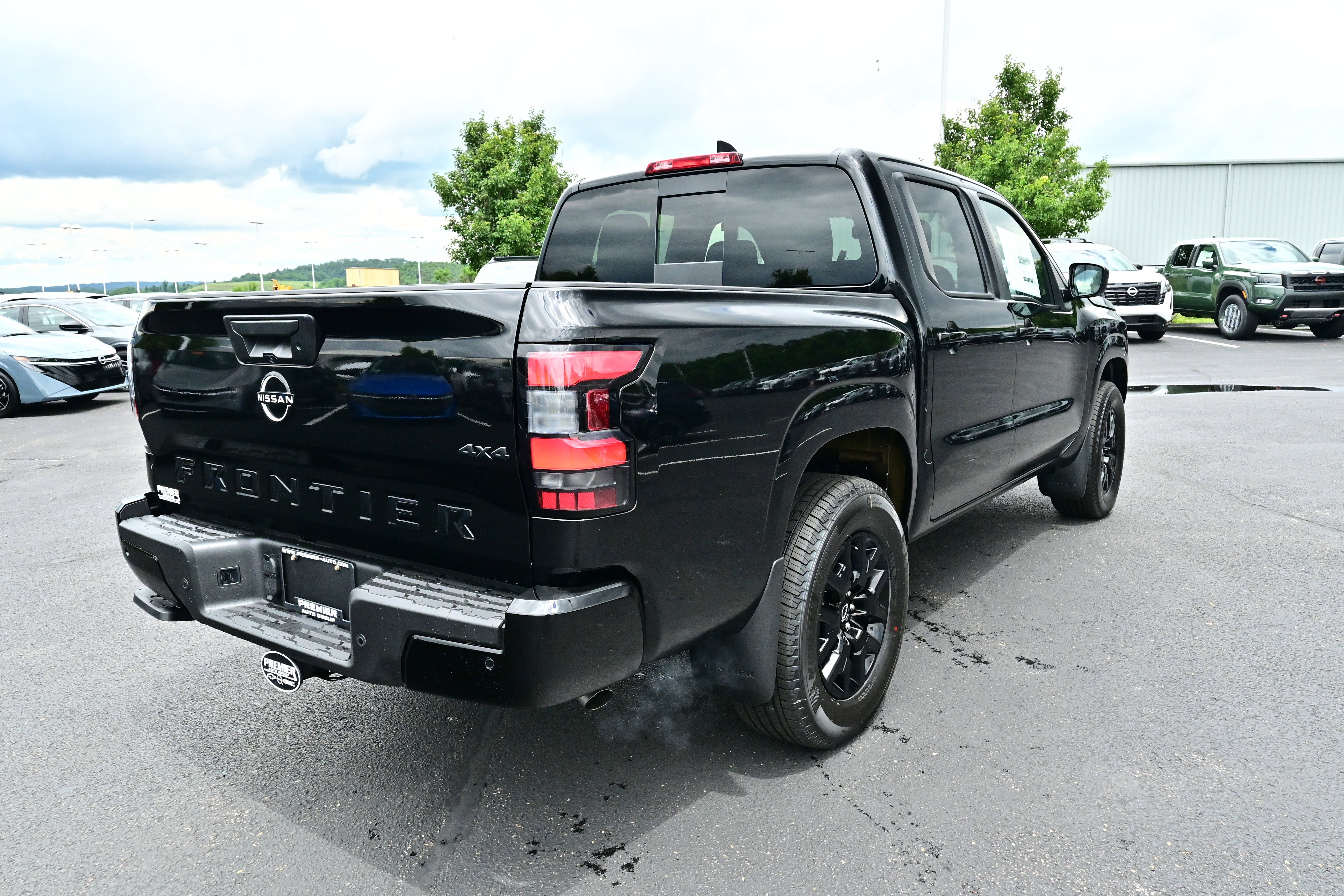 2026 Nissan Frontier Crew Cab SV