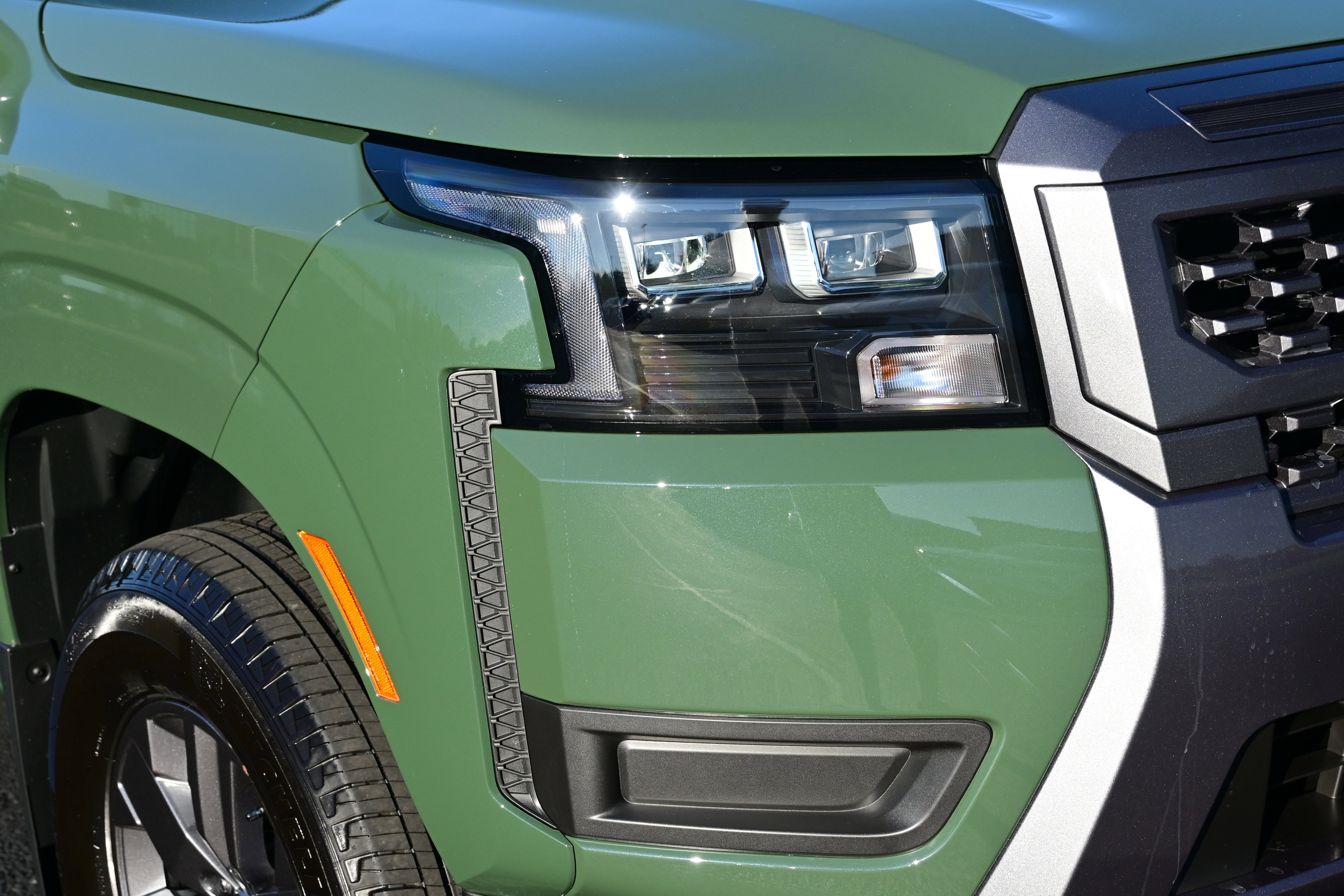 2026 Nissan Frontier Crew Cab SV