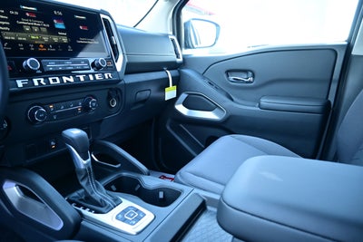 2026 Nissan Frontier Crew Cab SV