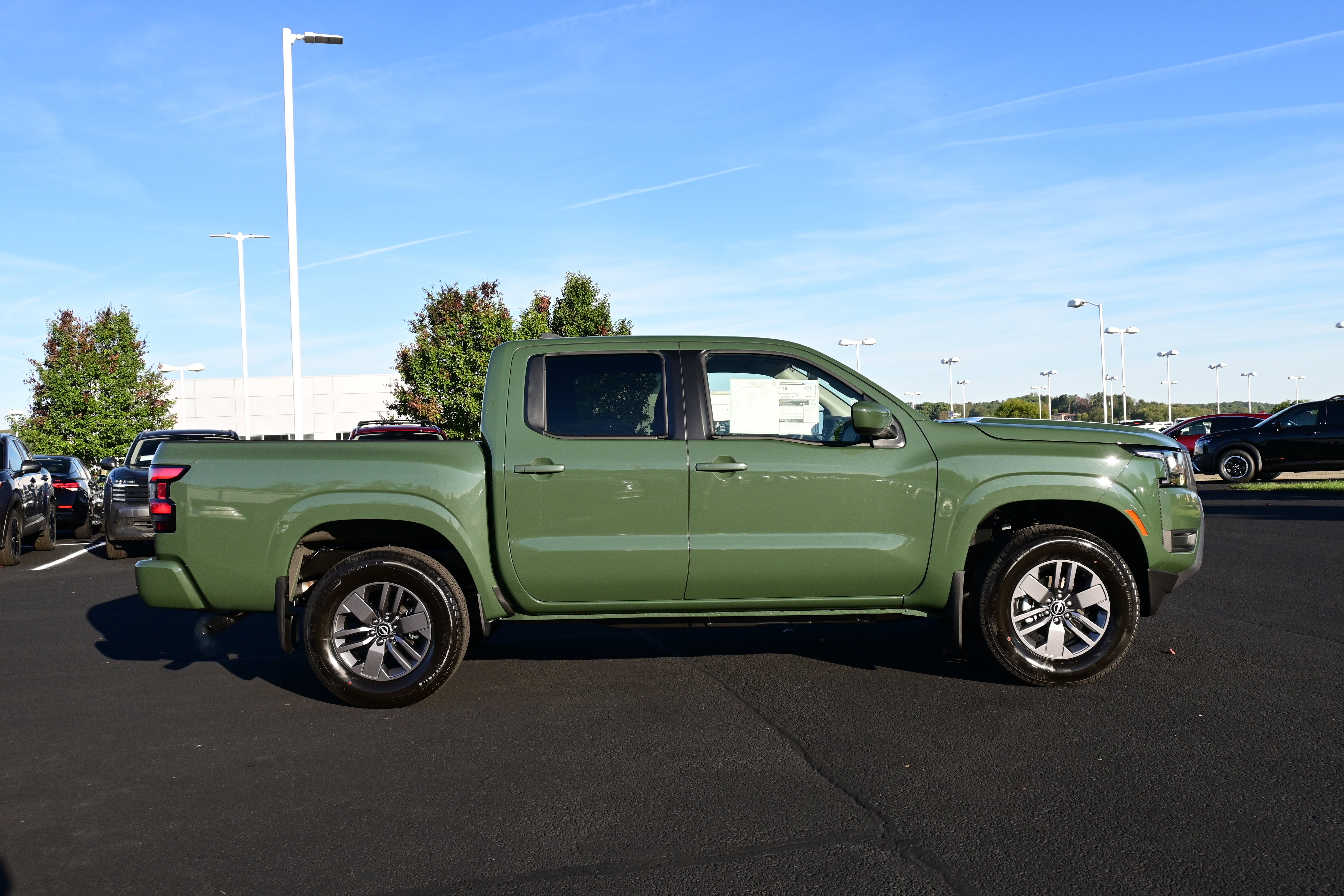 2026 Nissan Frontier Crew Cab SV