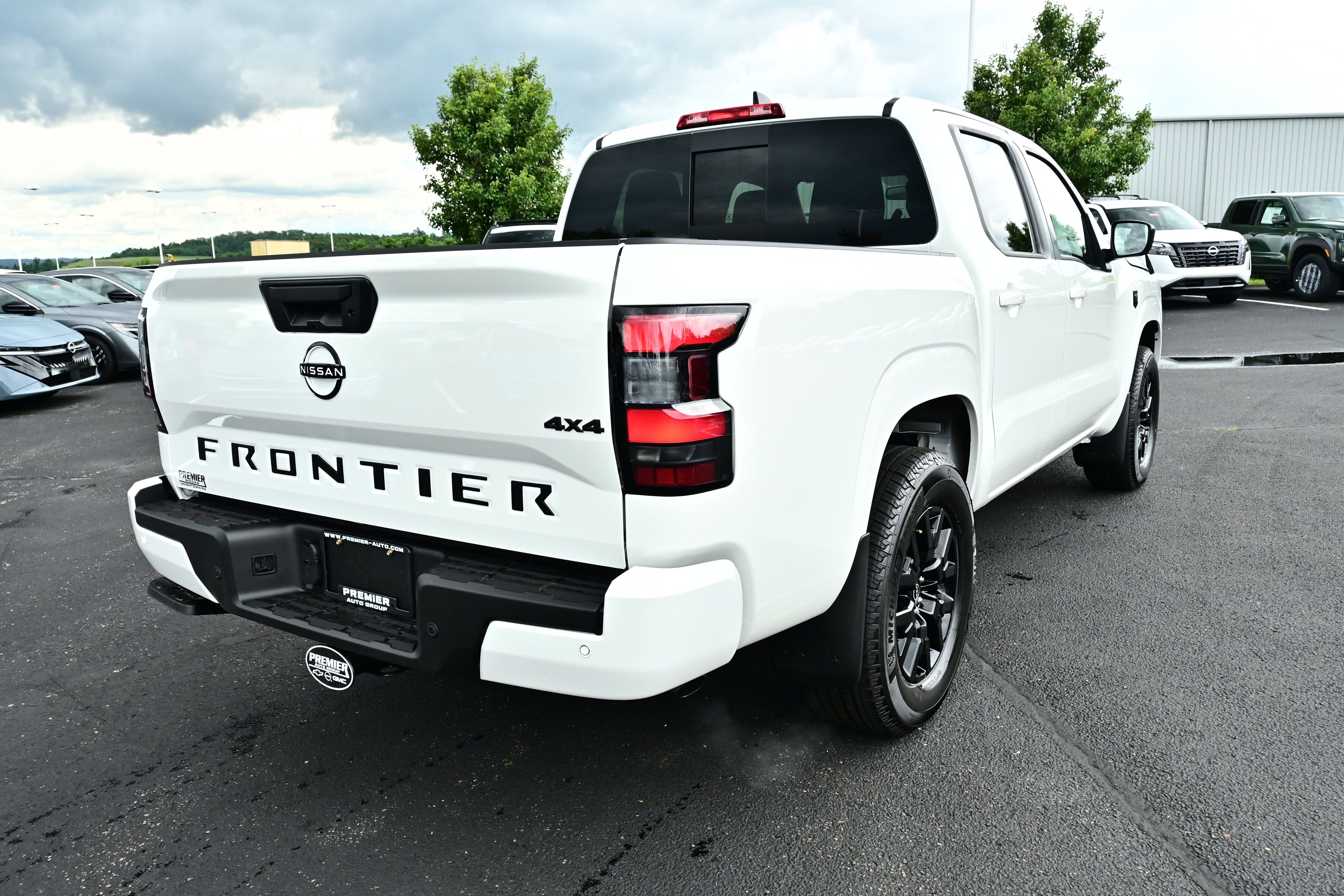 2026 Nissan Frontier Crew Cab SV