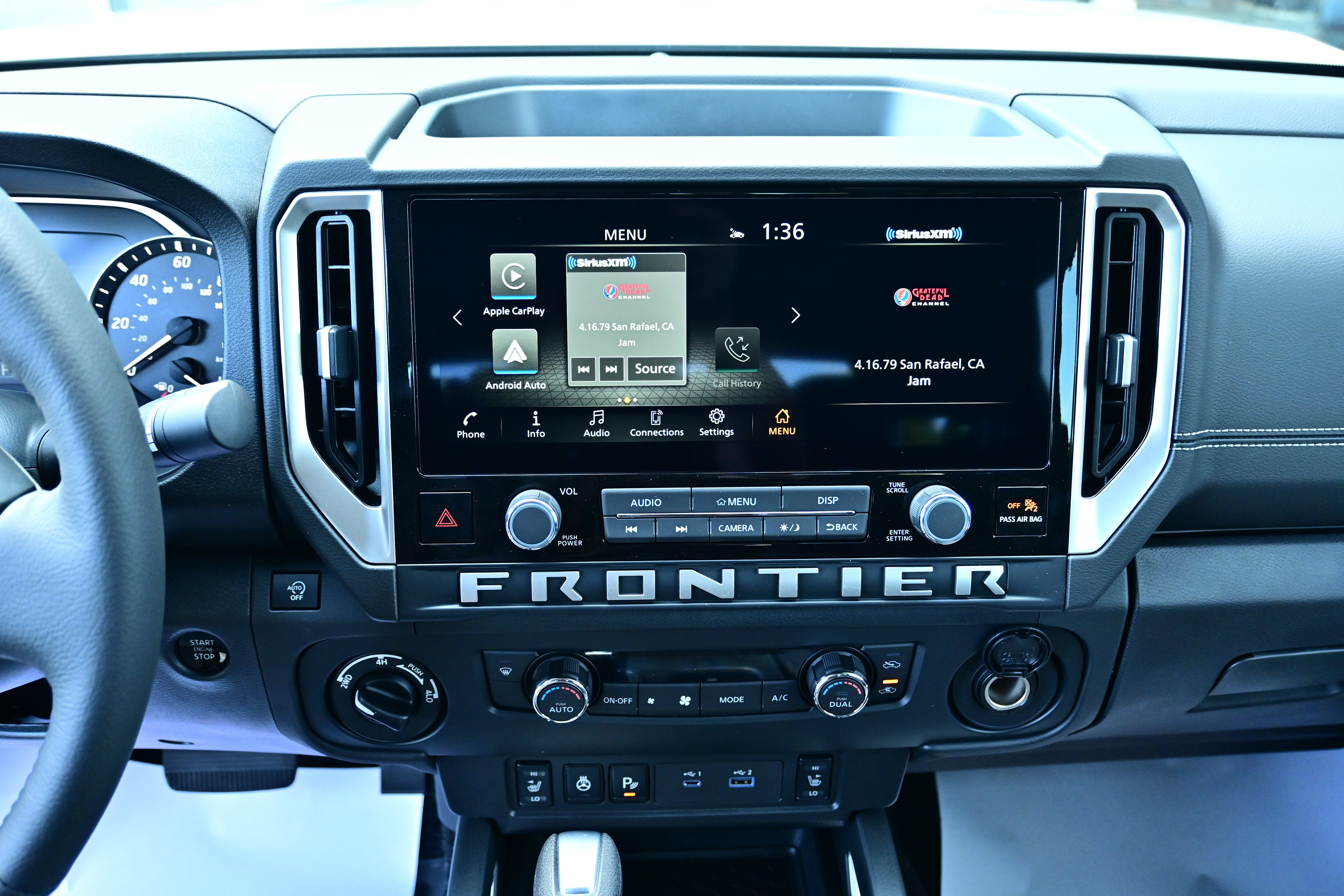 2026 Nissan Frontier Crew Cab SV