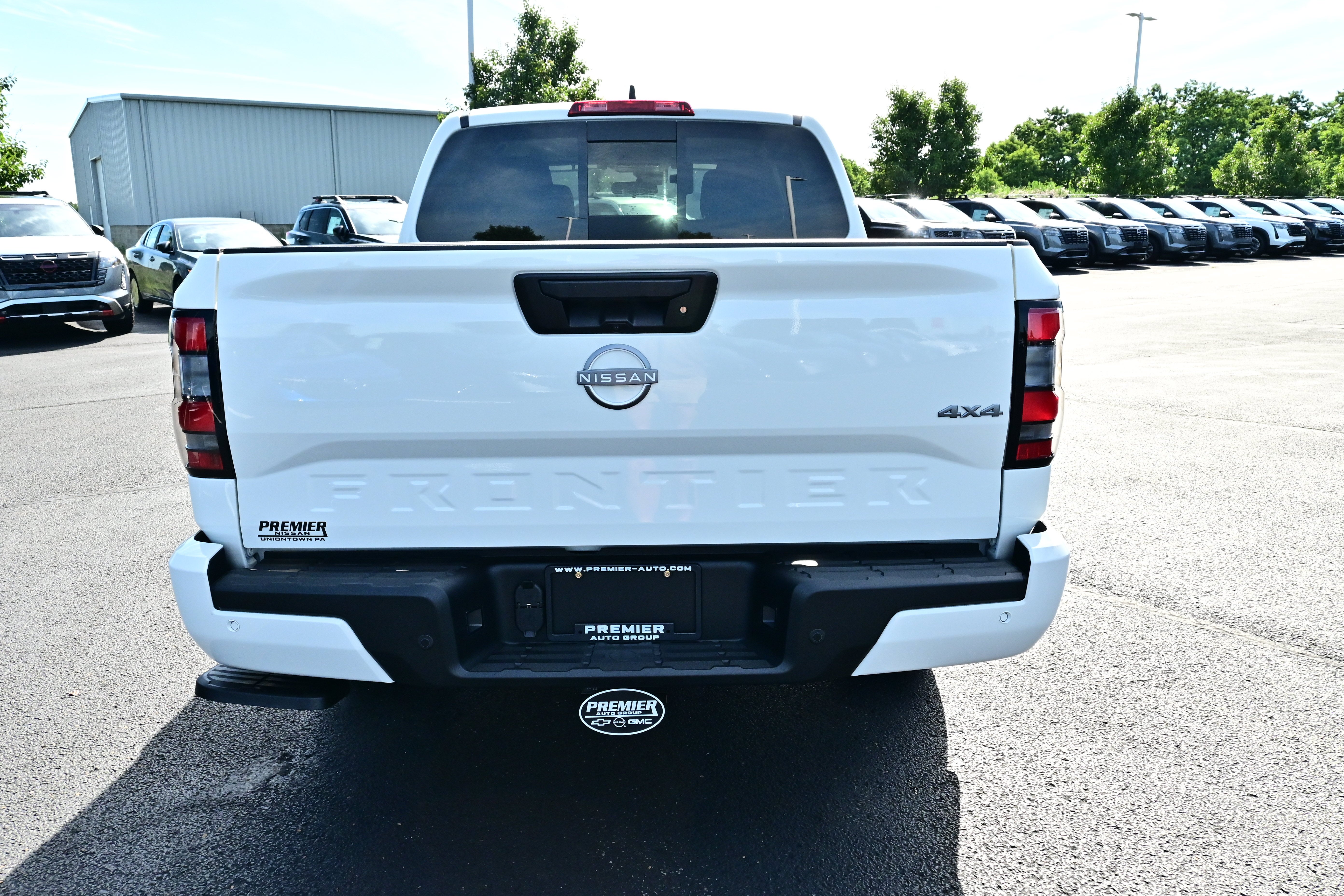 2026 Nissan Frontier Crew Cab SV