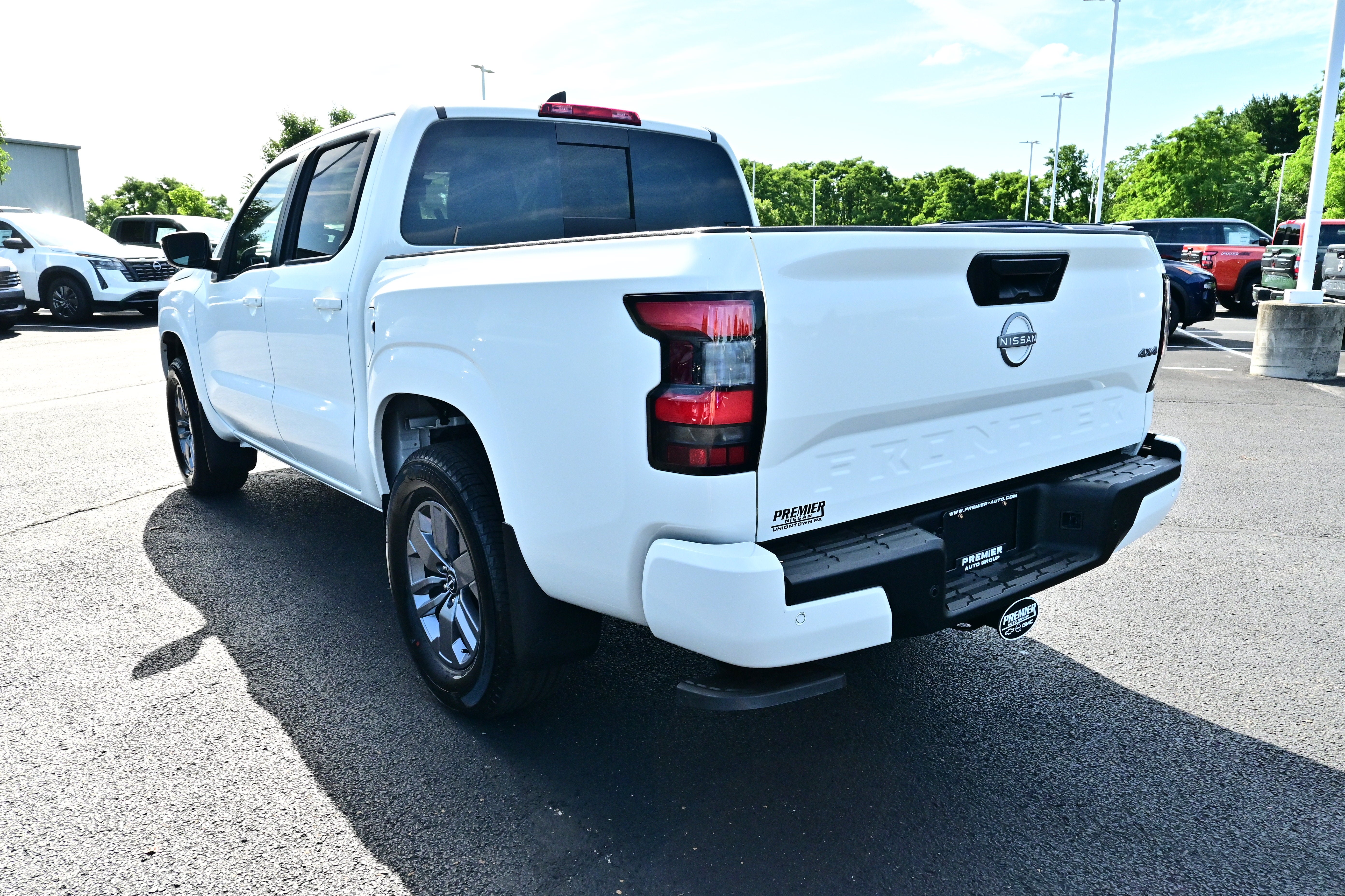 2026 Nissan Frontier Crew Cab SV