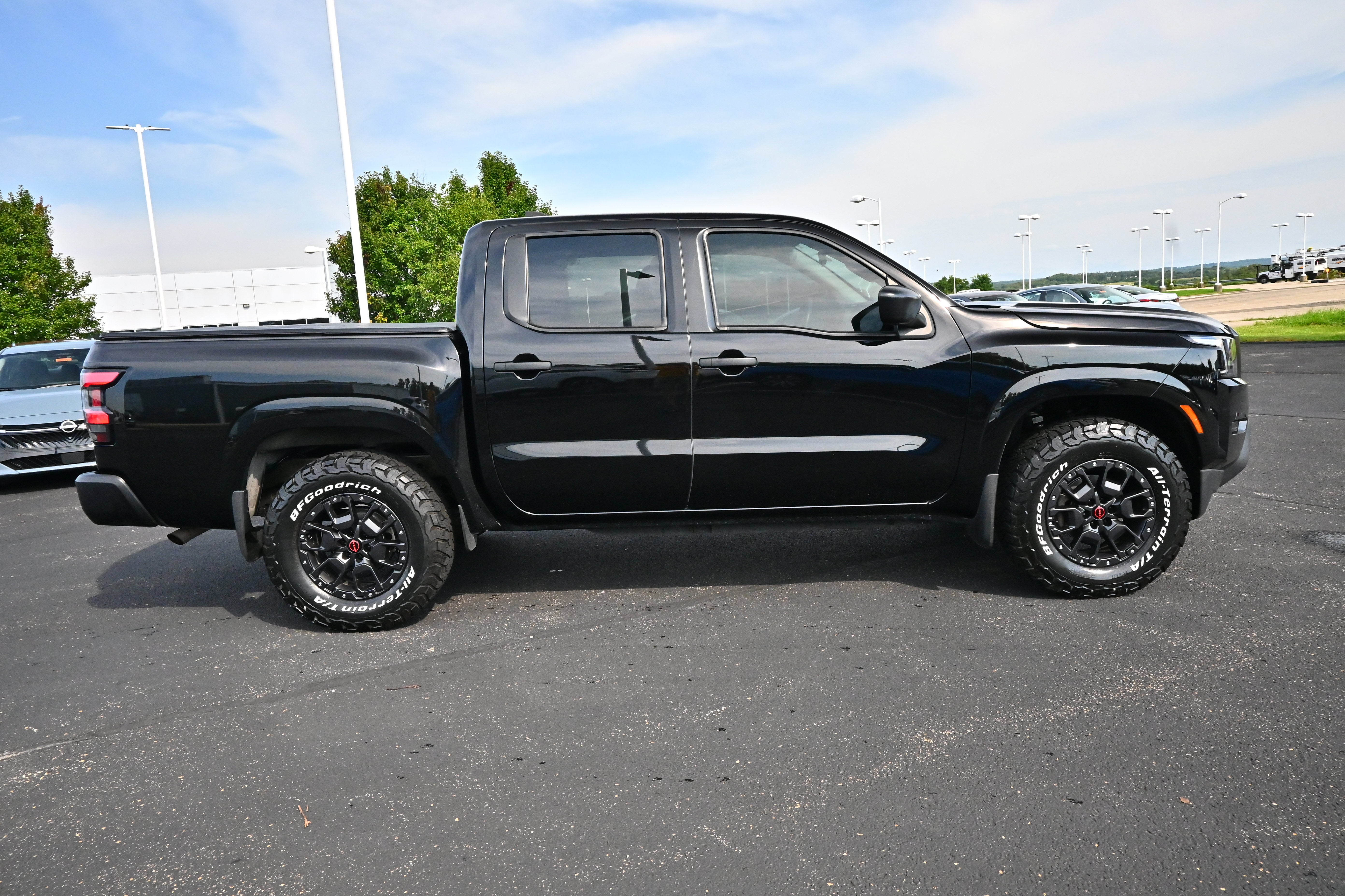 2022 Nissan Frontier Crew Cab S