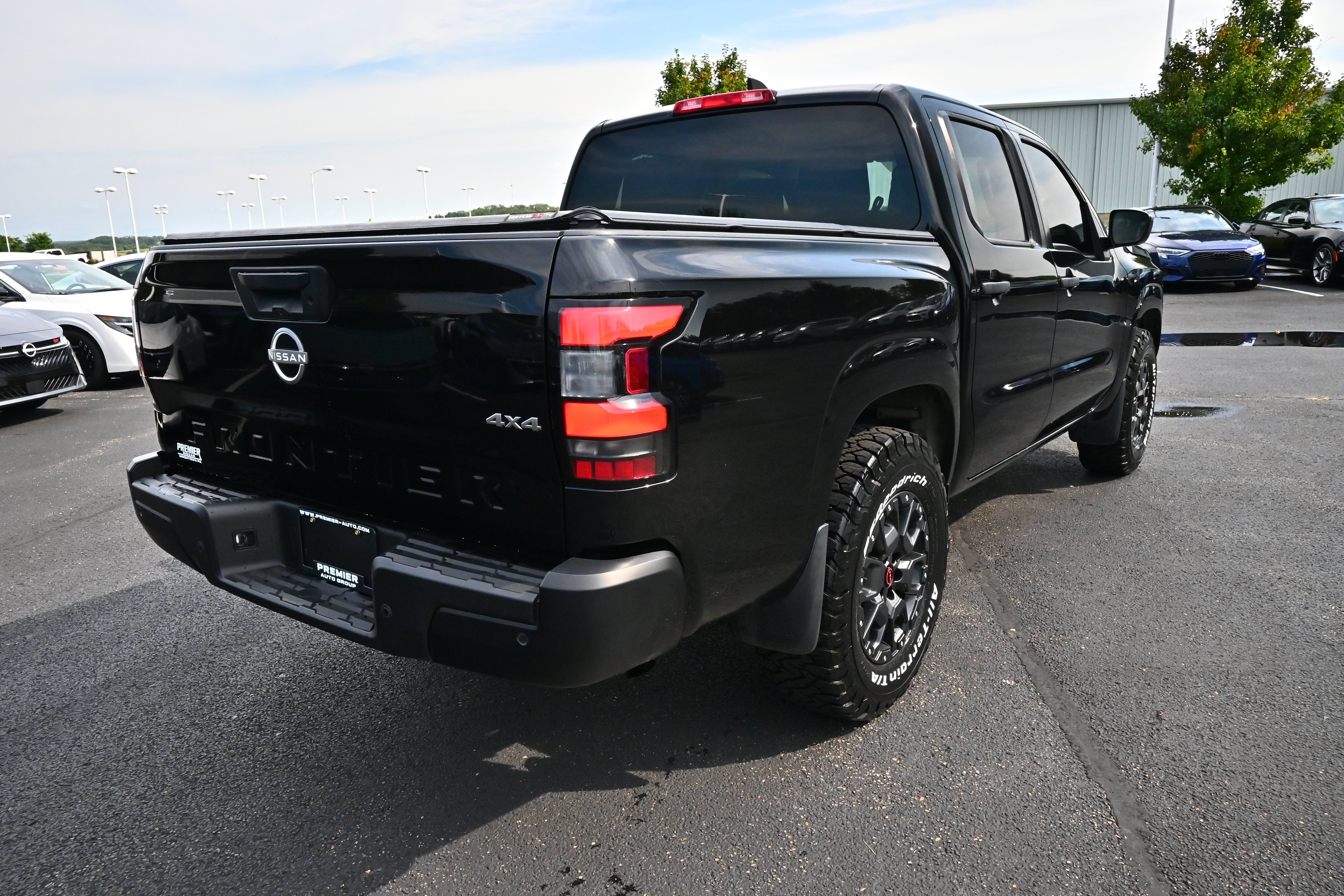 2022 Nissan Frontier Crew Cab S