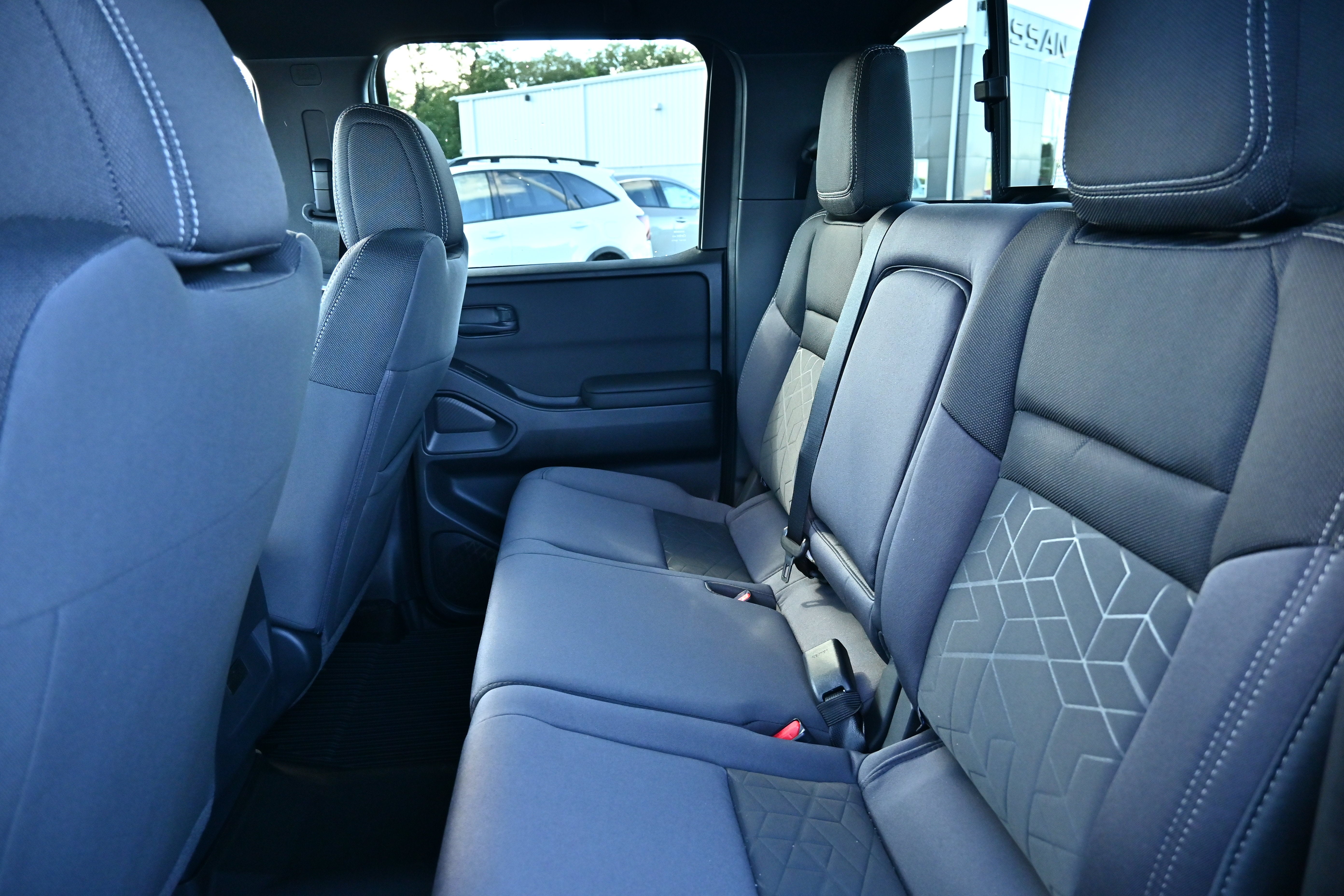 2027 Nissan Frontier Crew Cab SV