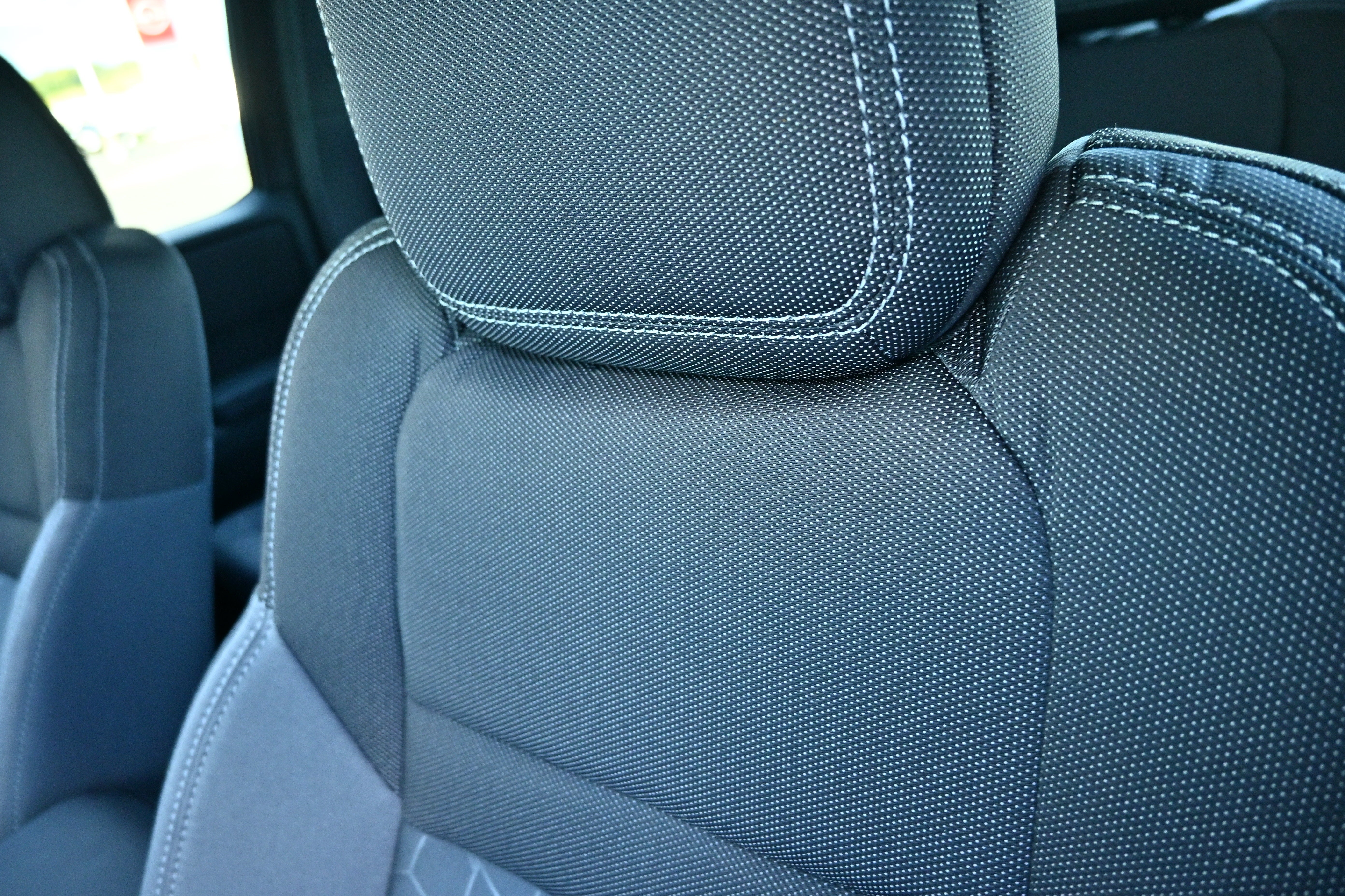 2027 Nissan Frontier Crew Cab SV