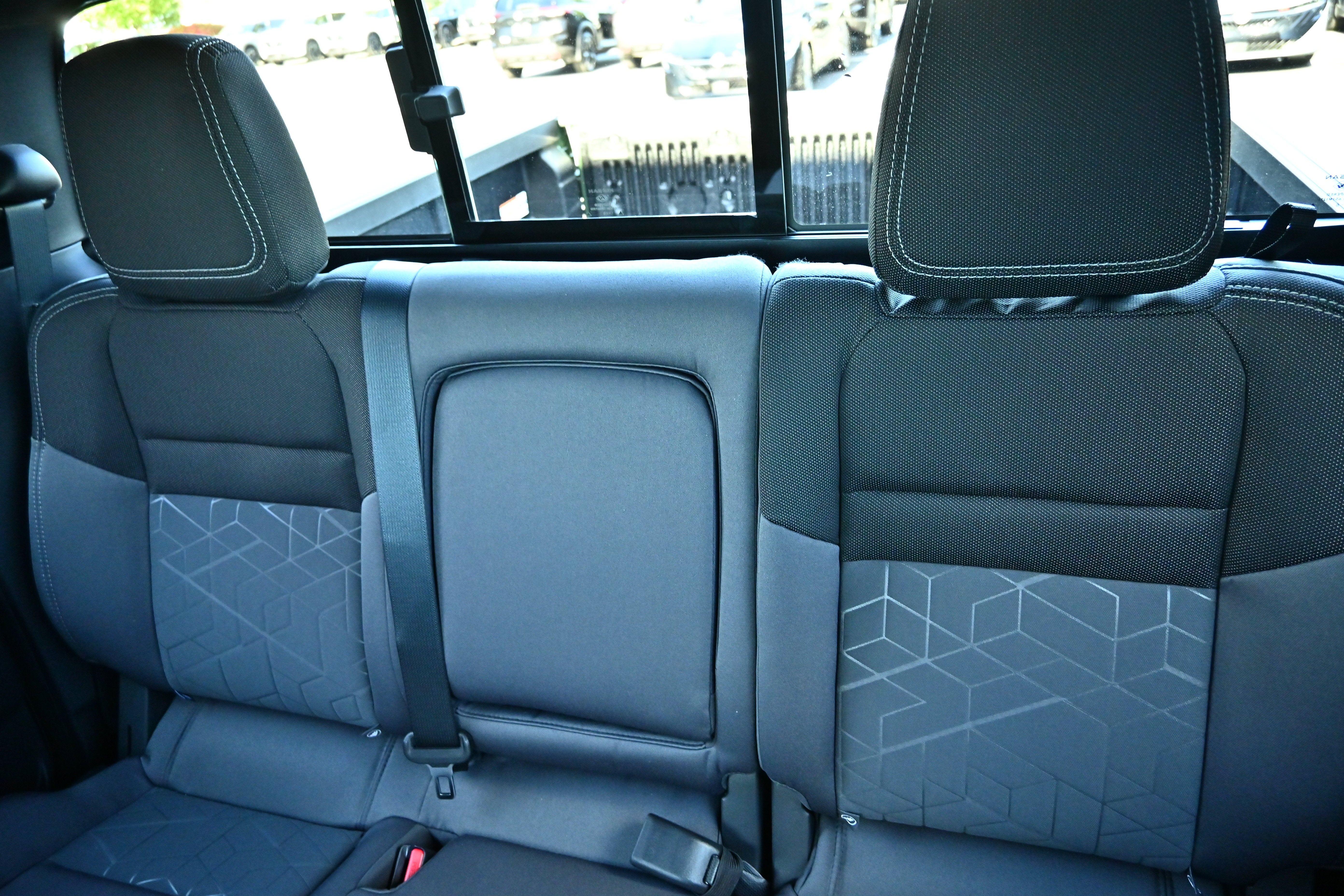 2027 Nissan Frontier Crew Cab SV