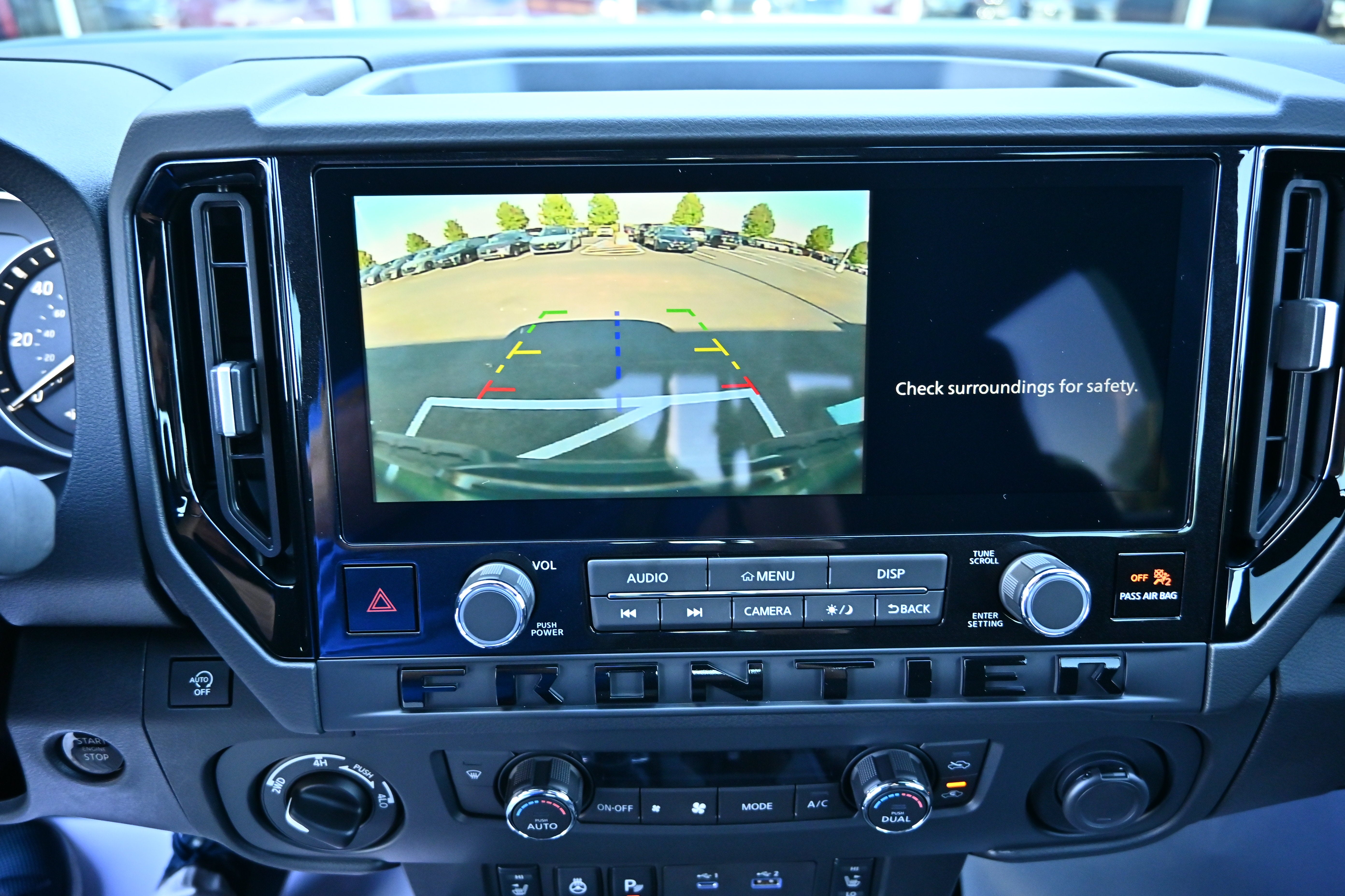 2027 Nissan Frontier Crew Cab SV