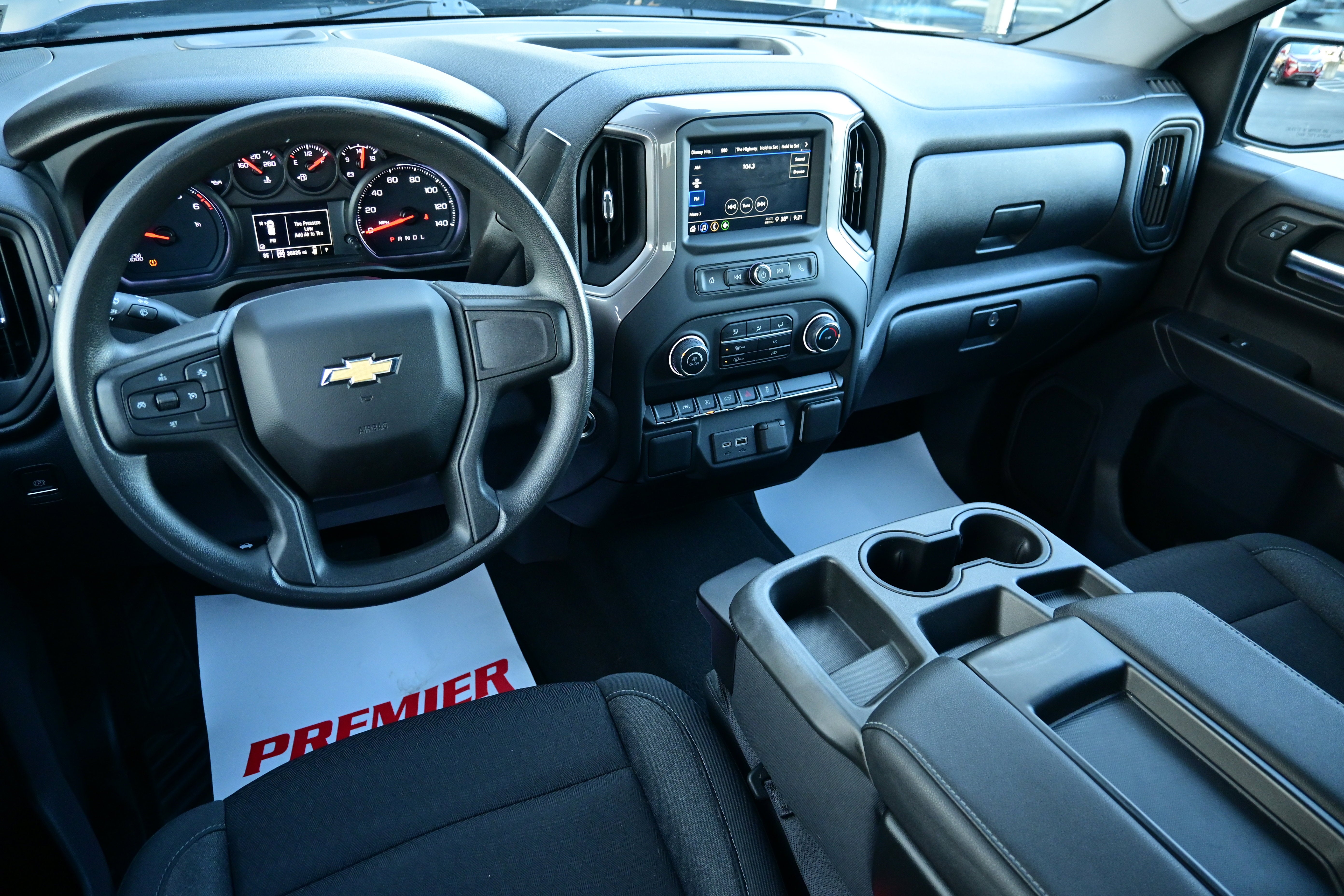 2023 Chevrolet Silverado 1500 Custom