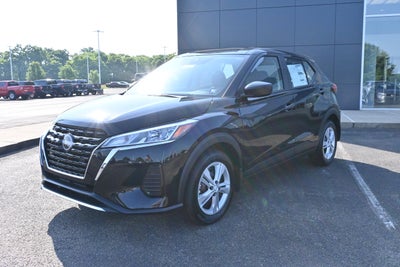 2025 Nissan Kicks Play S