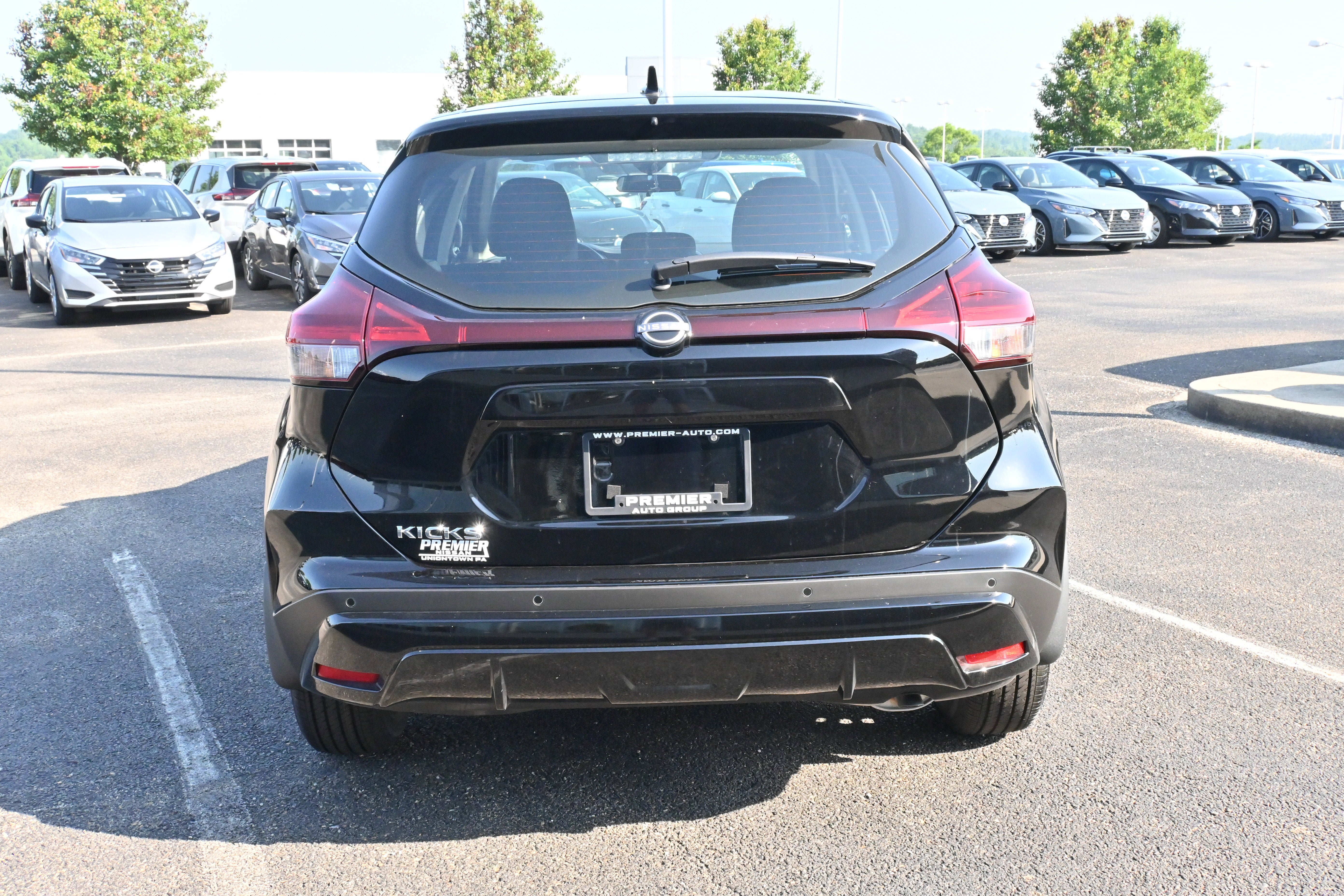 2025 Nissan Kicks Play S