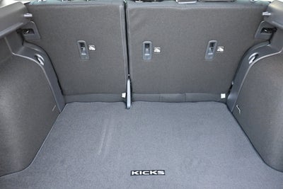 2025 Nissan Kicks Play S