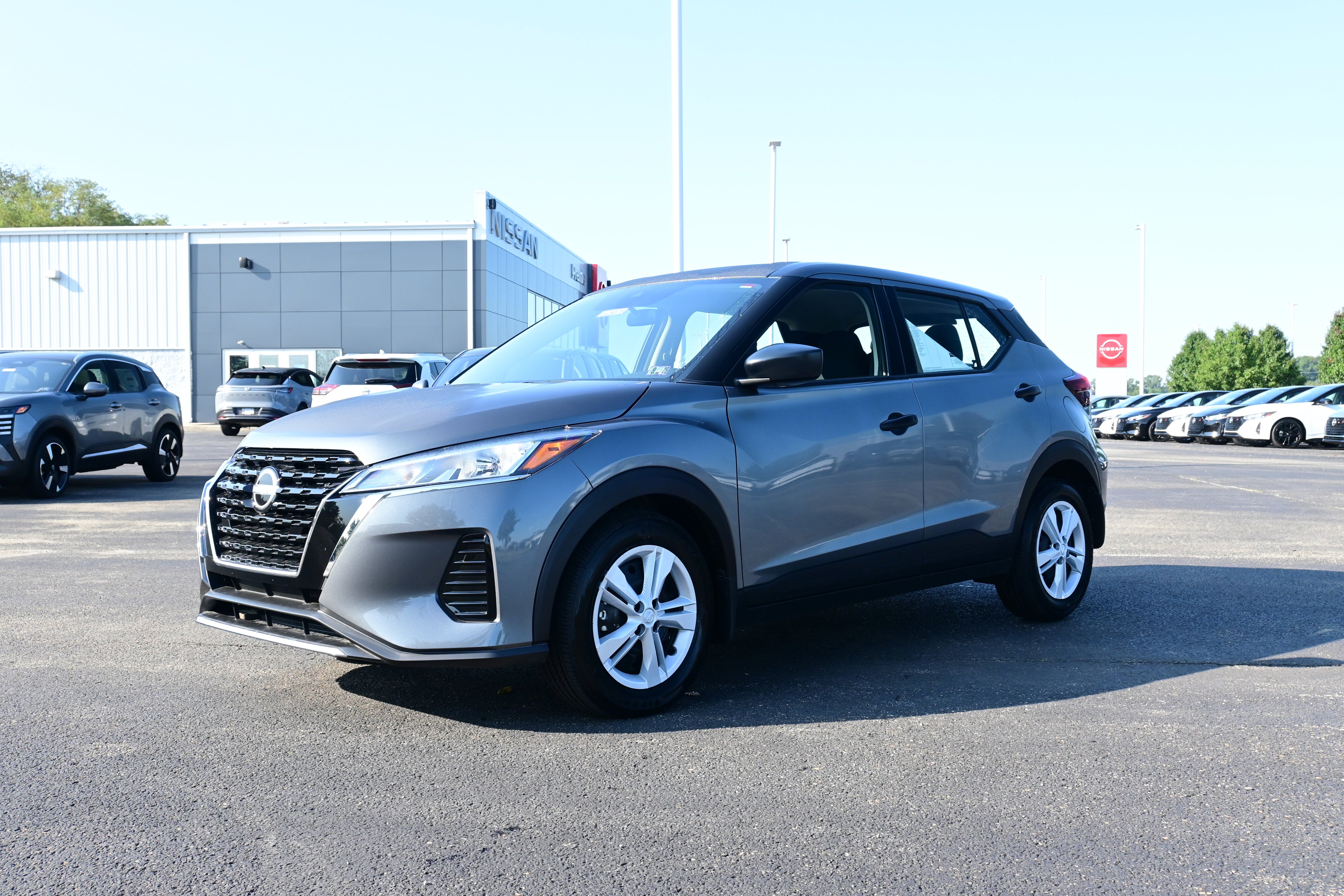 2025 Nissan Kicks Play S