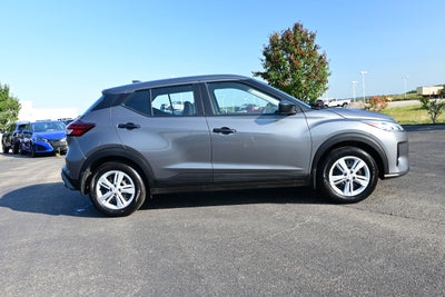 2025 Nissan Kicks Play S