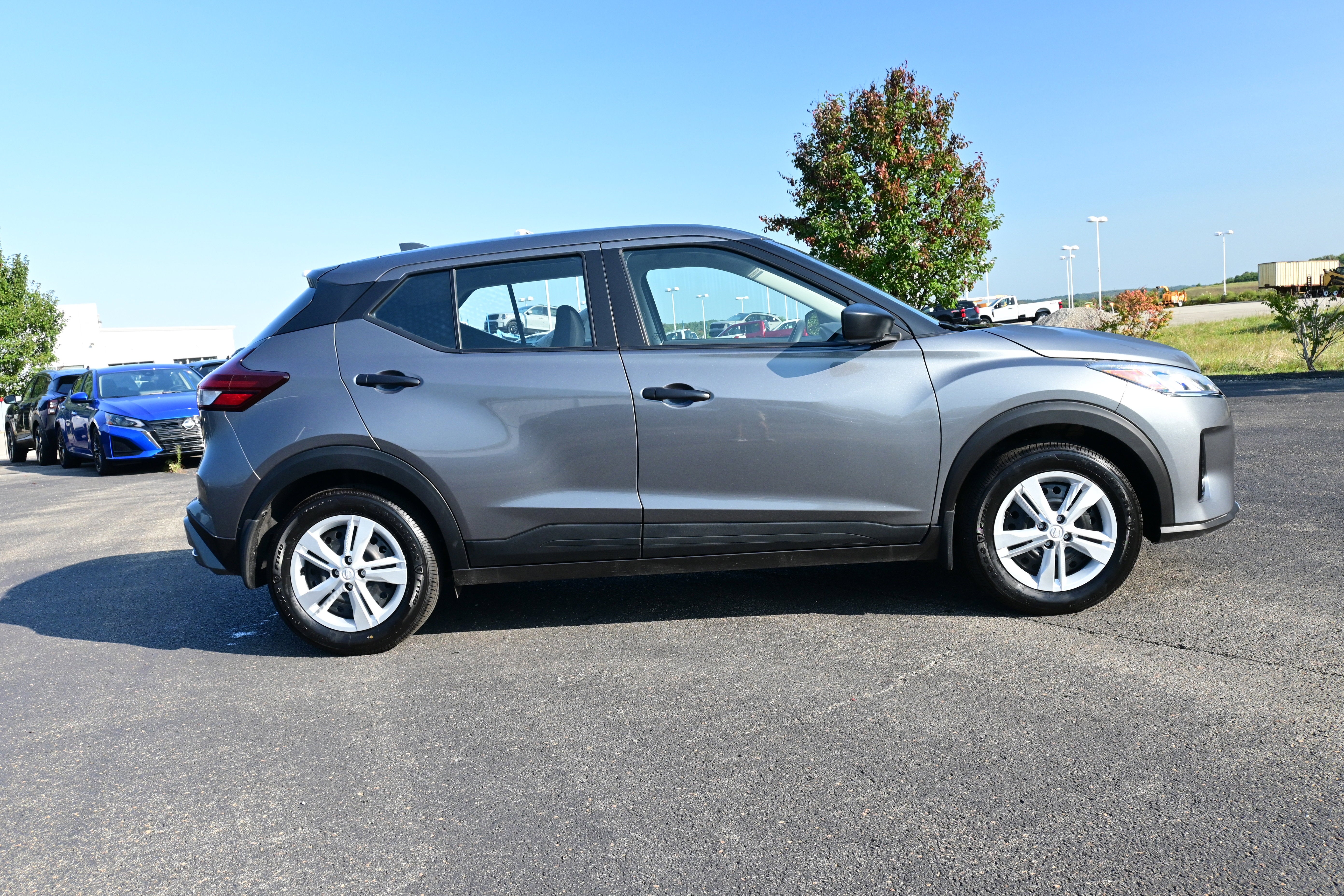 2025 Nissan Kicks Play S