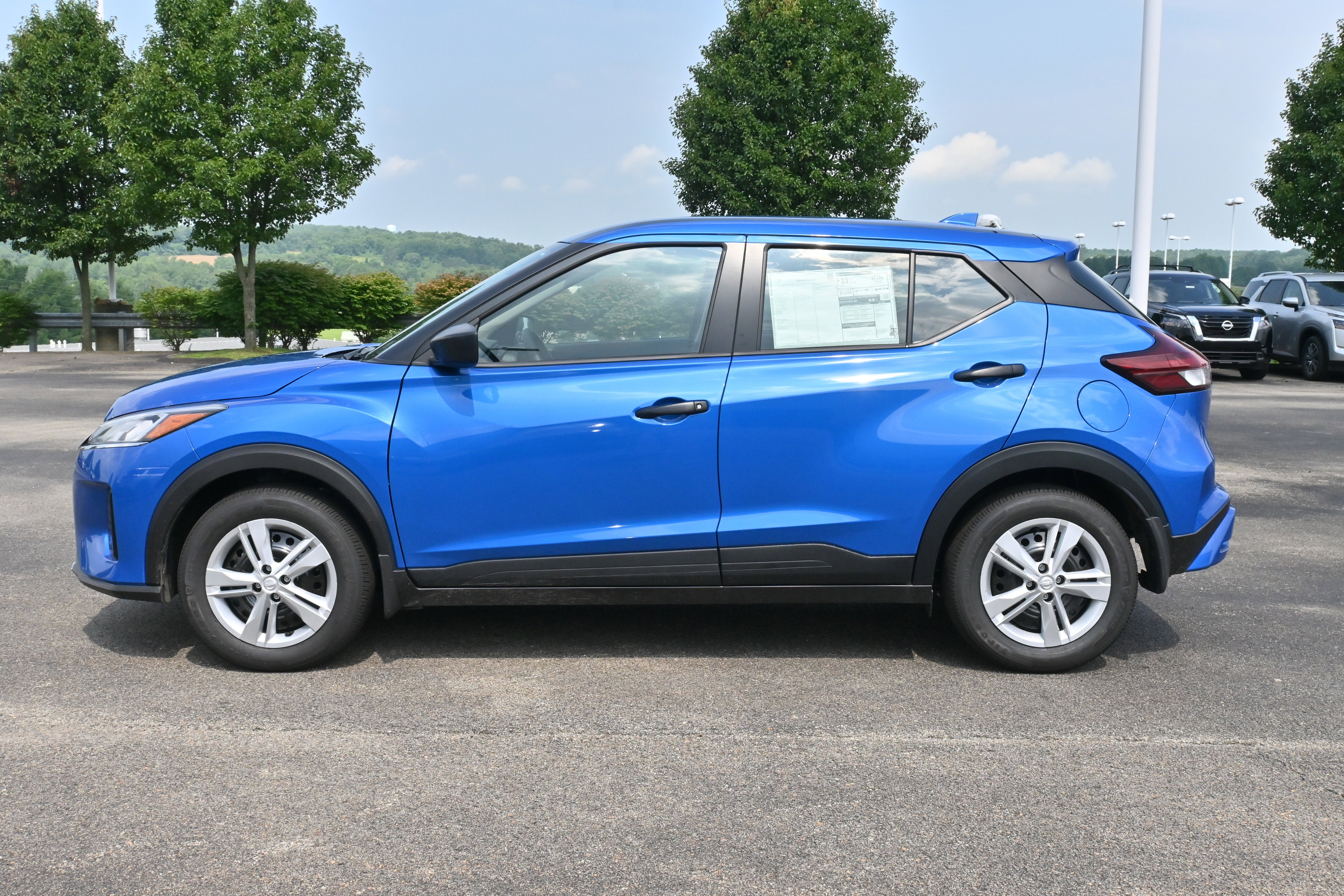 2025 Nissan Kicks Play S